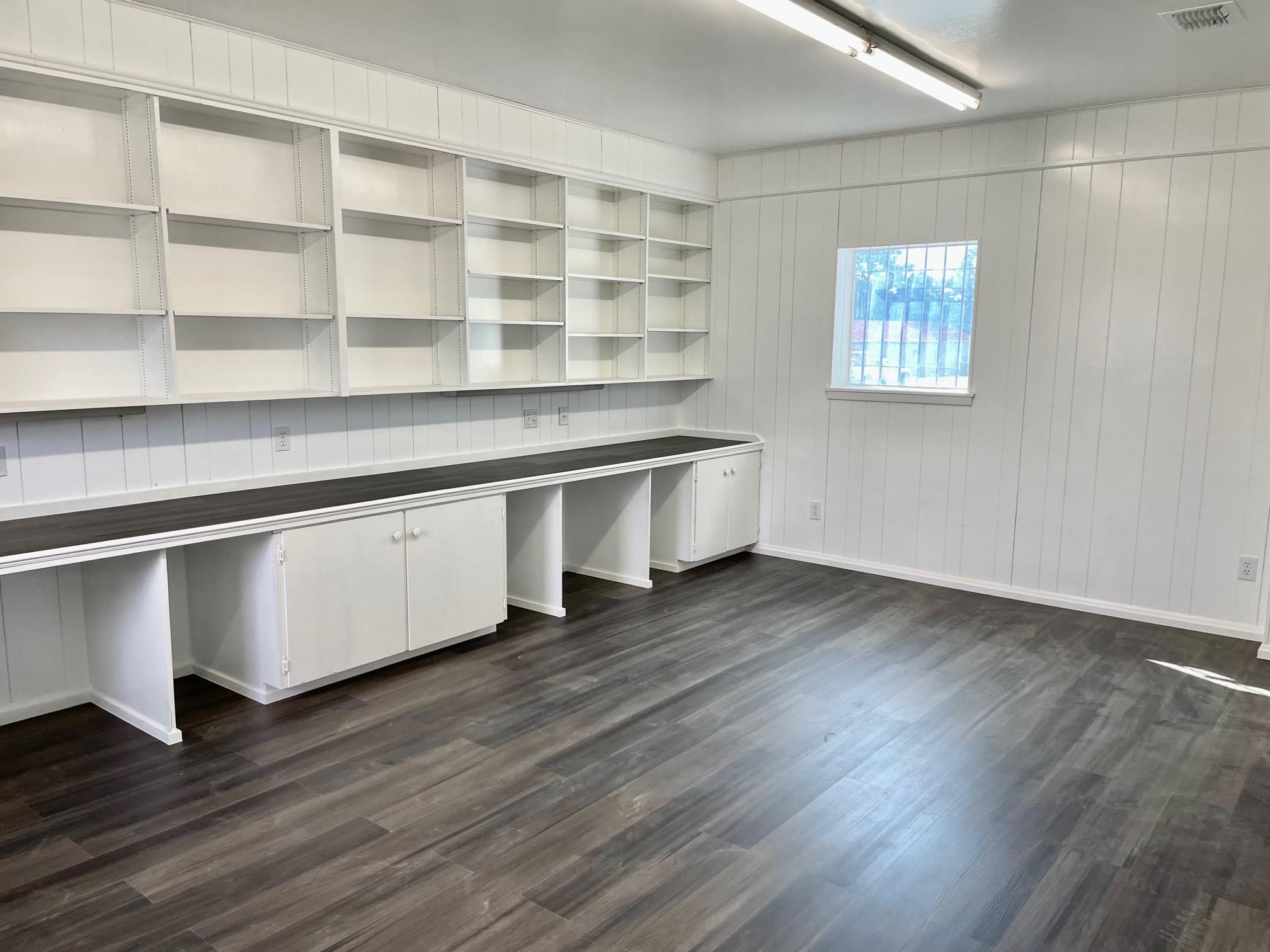 200 W New Braunfels St, Seguin, TX 78155