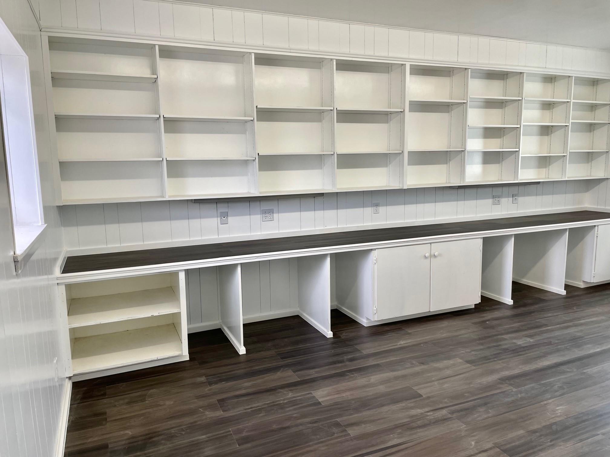 200 W New Braunfels St, Seguin, TX 78155