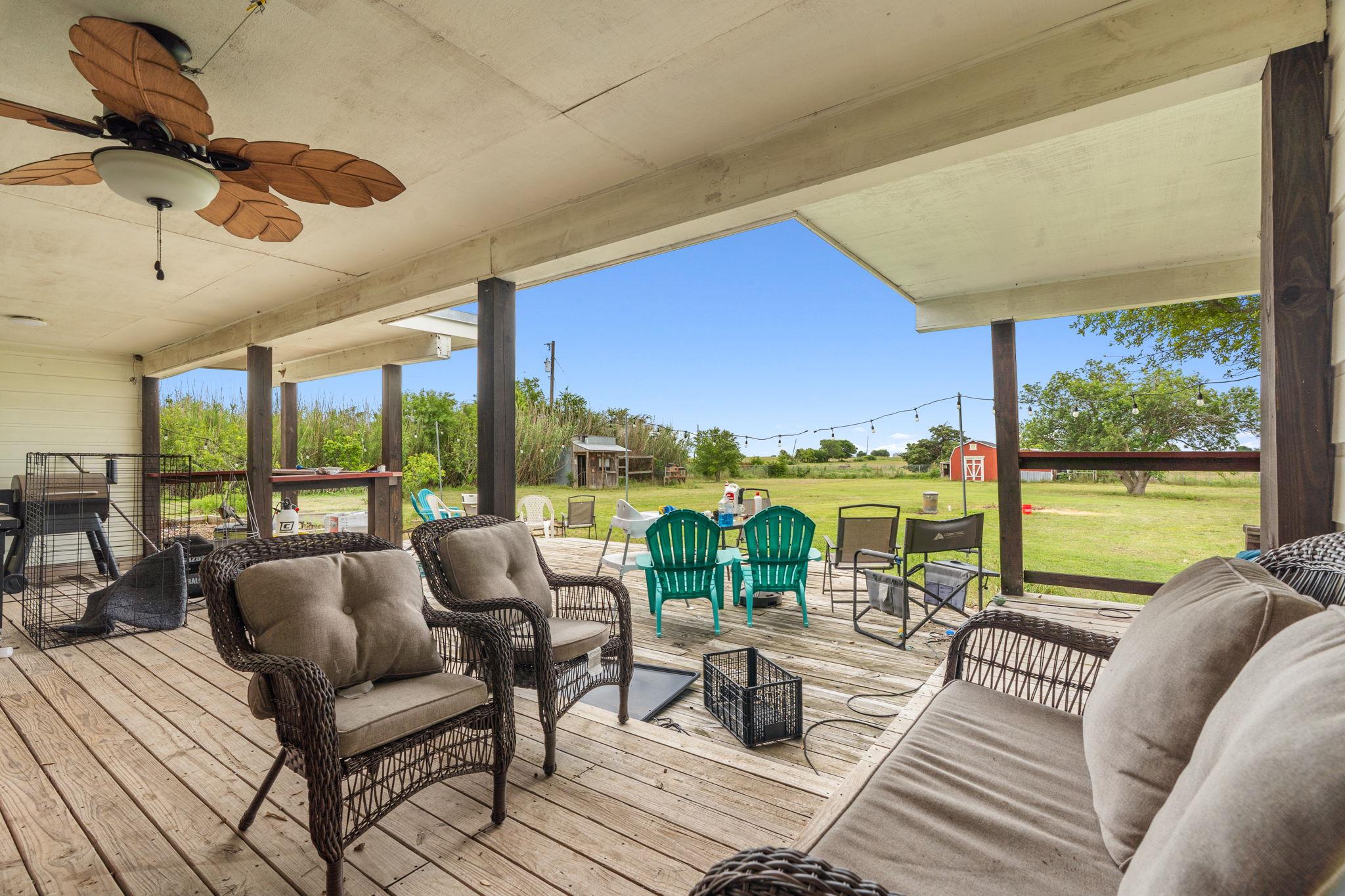 2050 County Road 129, Taylor, TX 76574