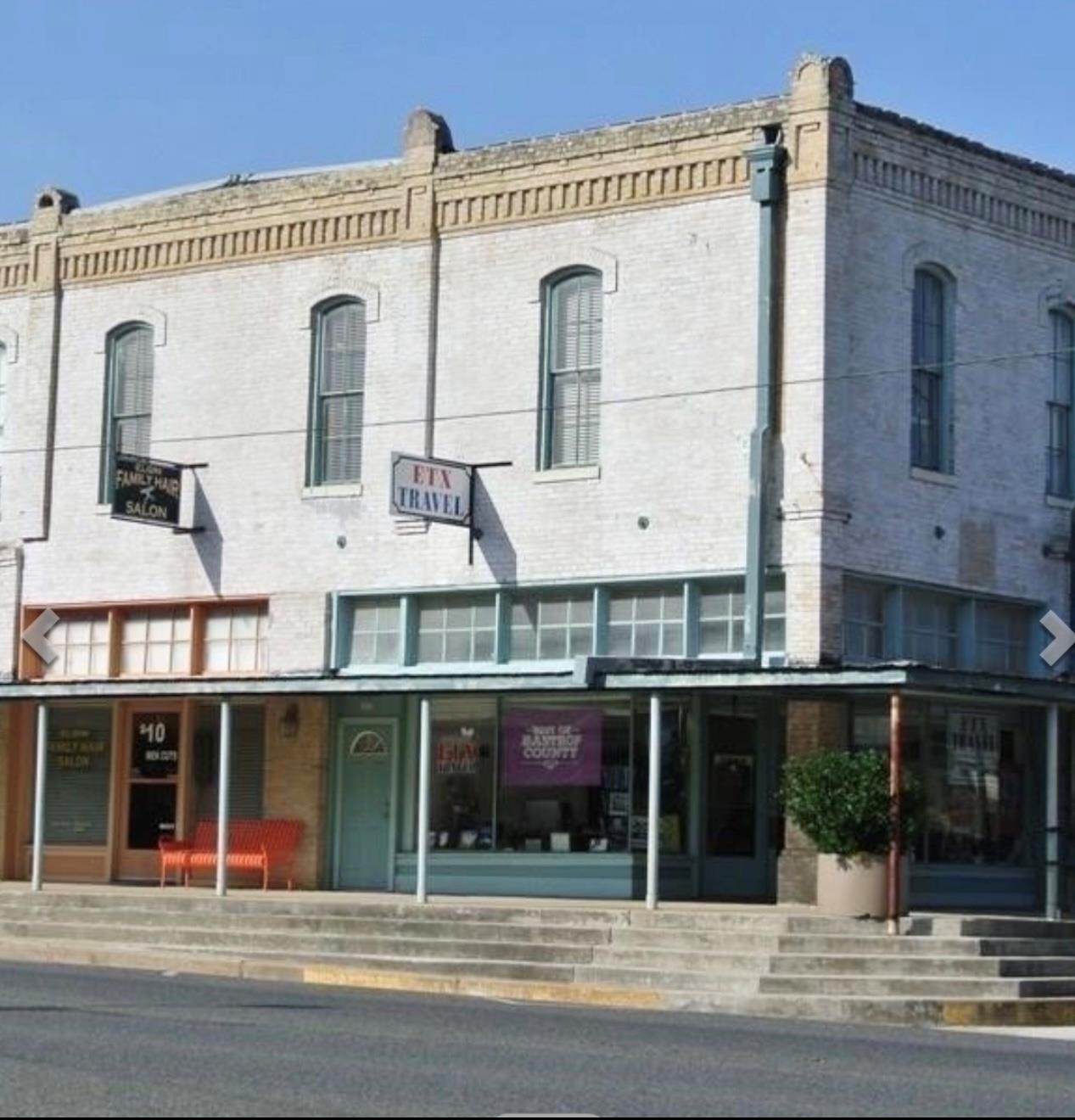 2 Depot Square St # D, Elgin, TX 78621