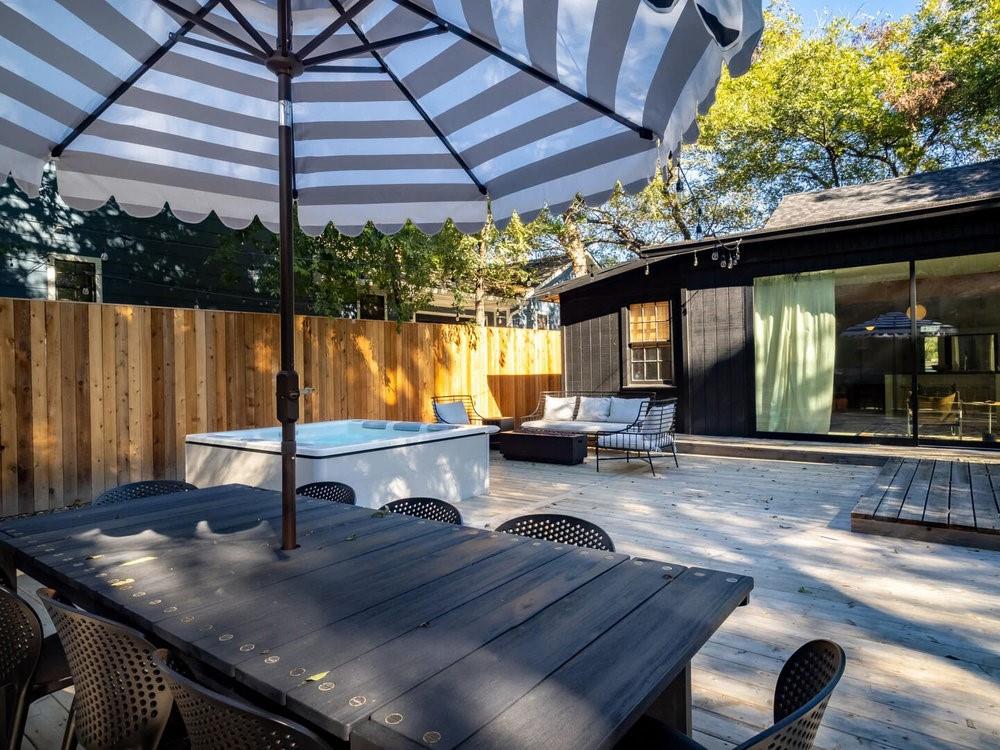 315 E Live Oak St, Austin, TX 78704