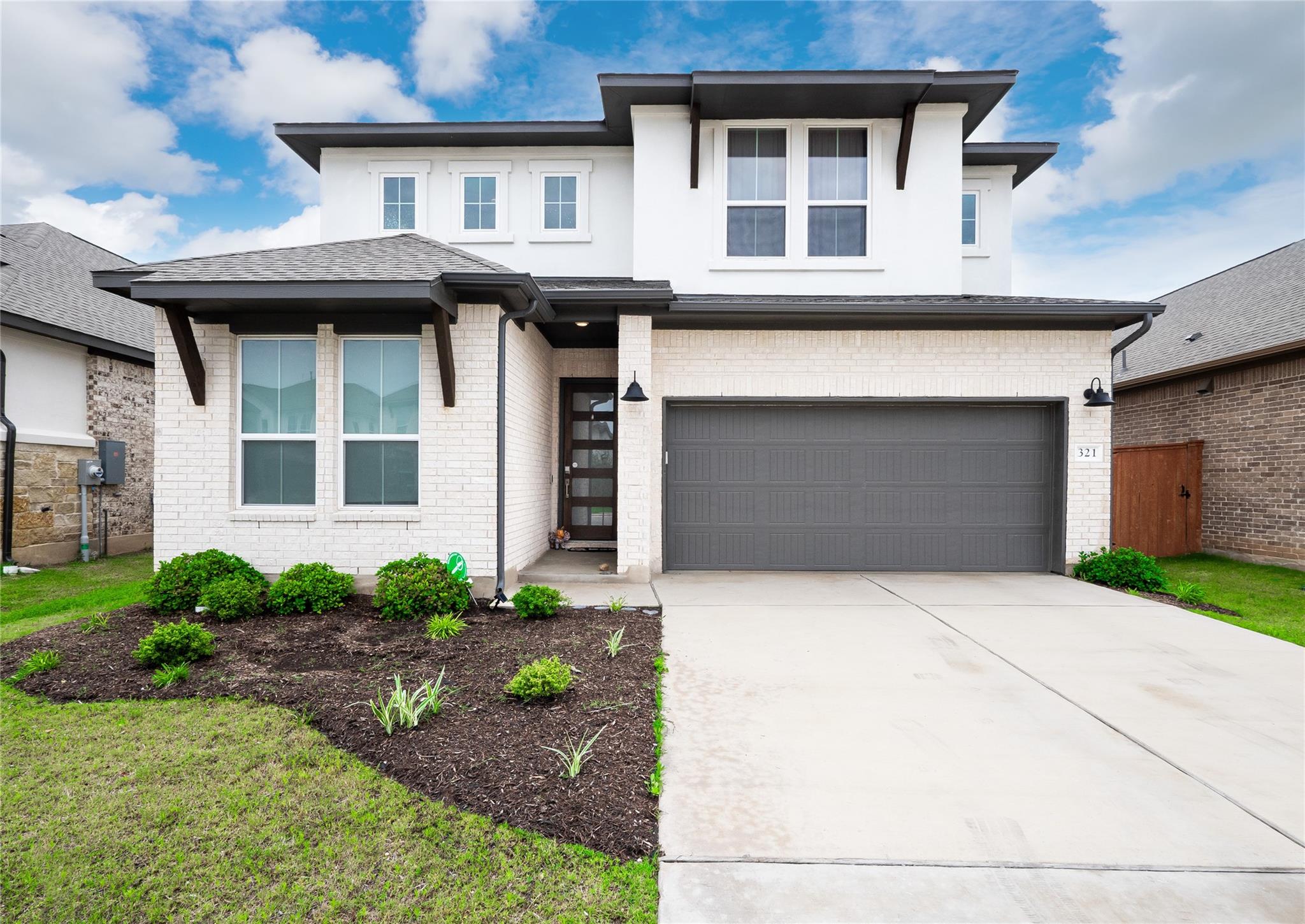 321 Lariat Loop, Liberty Hill, TX 78642
