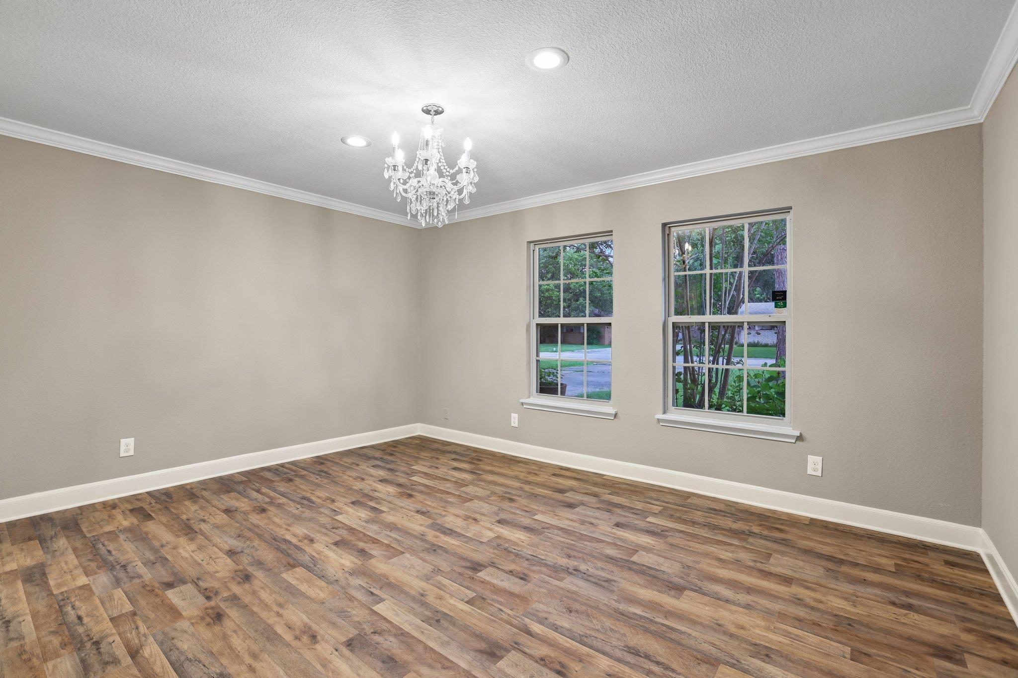 810 Vogel Dr, Lockhart, TX 78644