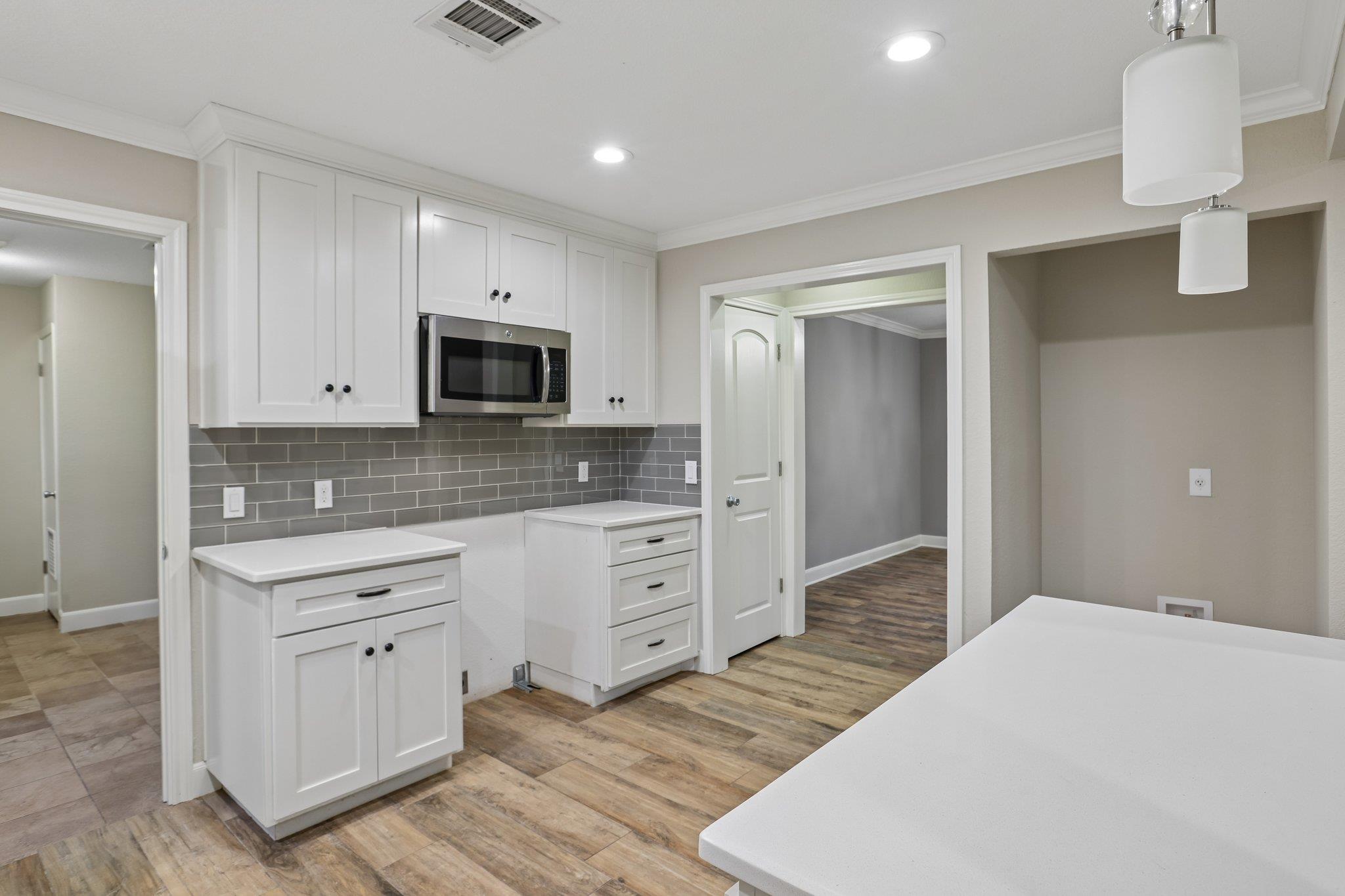 810 Vogel Dr, Lockhart, TX 78644