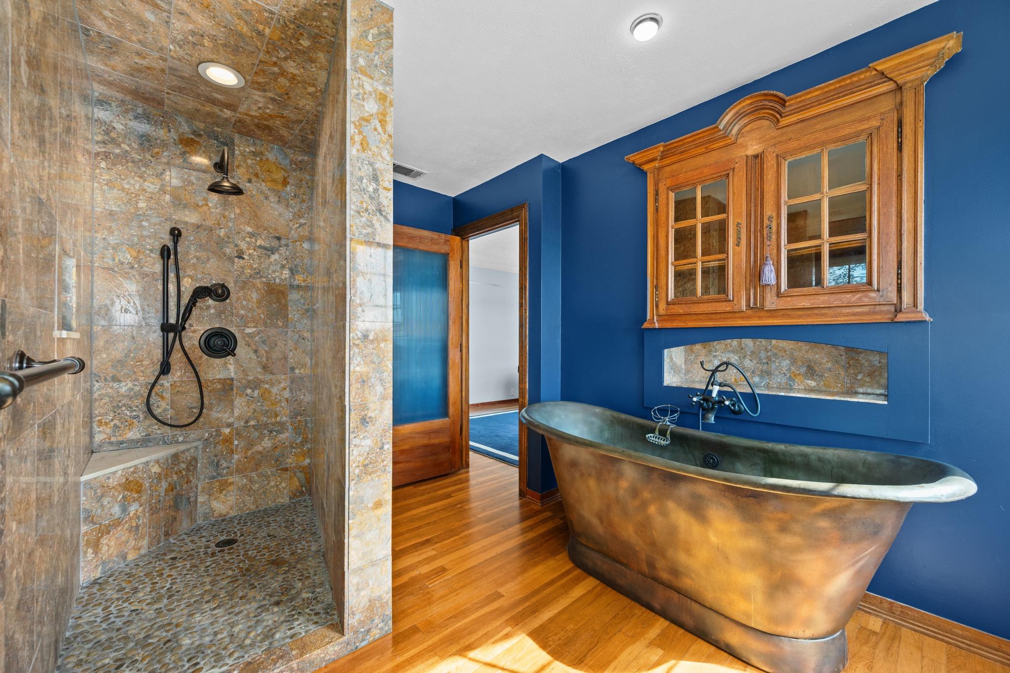 401 Crestview Dr, Marble Falls, TX 78654