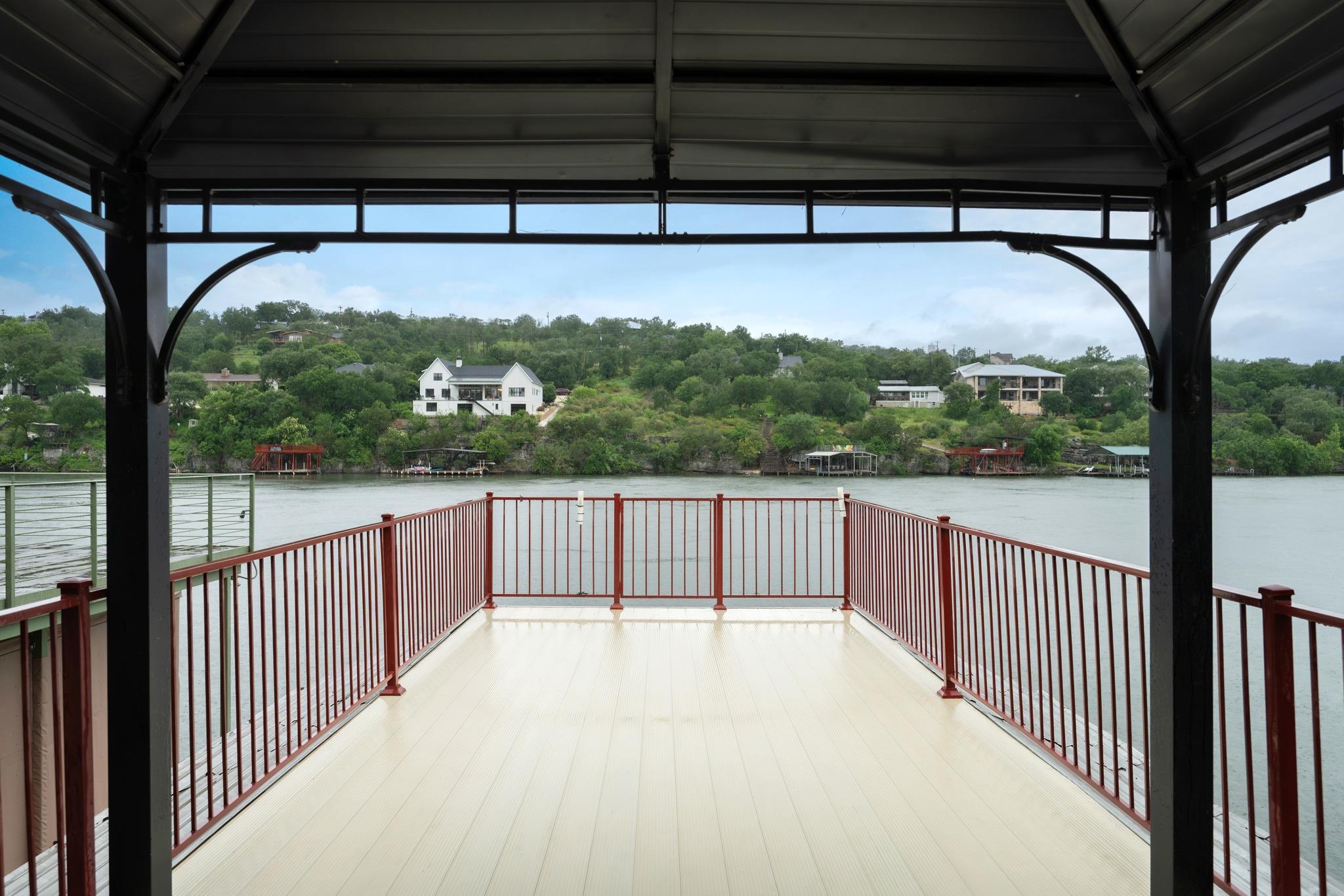 401 Crestview Dr, Marble Falls, TX 78654