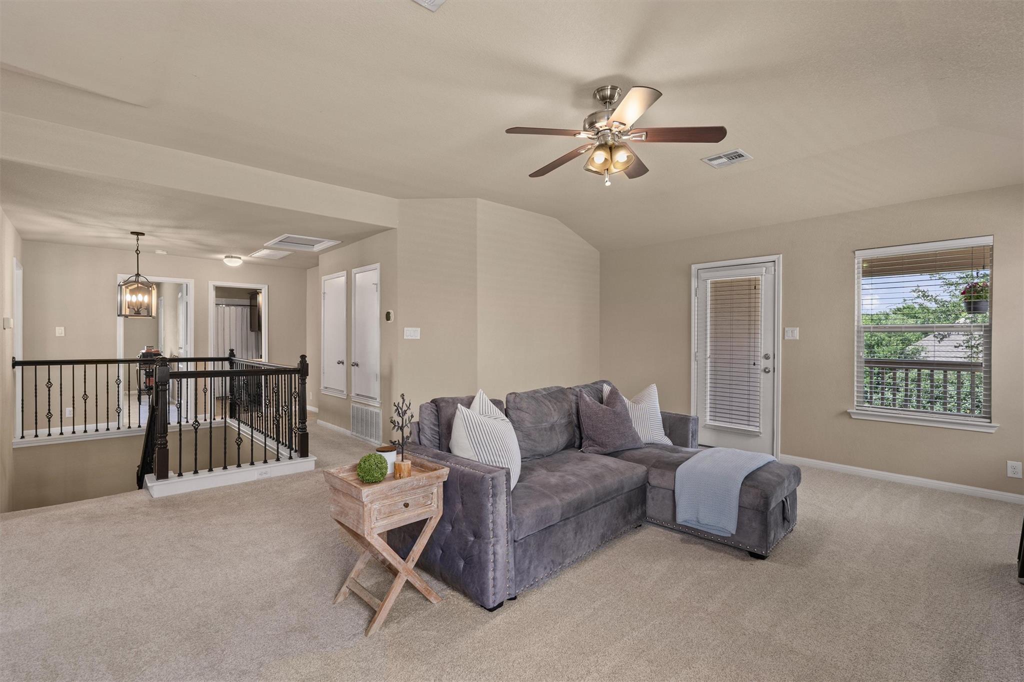 216 Arrezo Ln, Georgetown, TX 78628