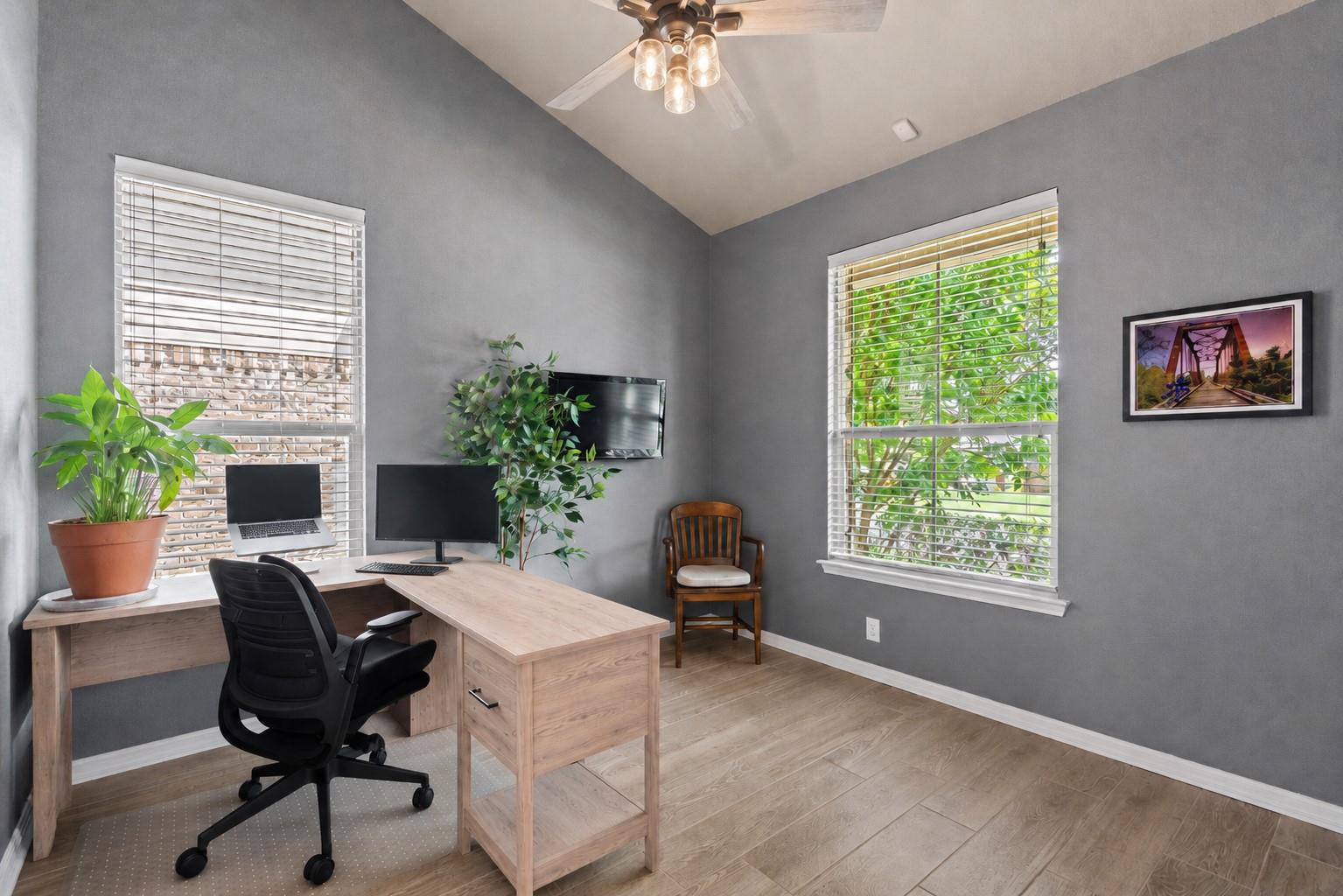 216 Arrezo Ln, Georgetown, TX 78628