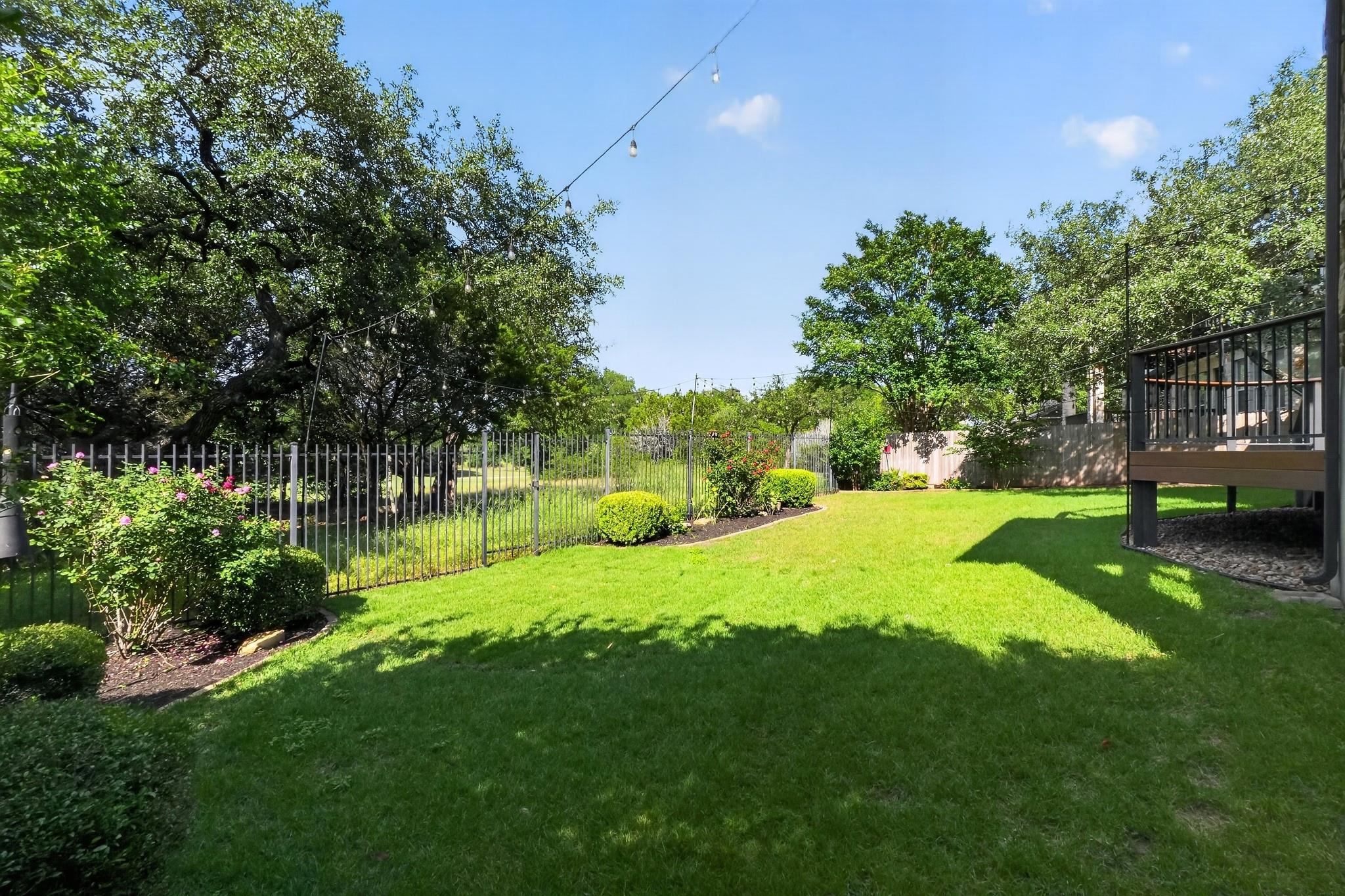 7320 Mitra Dr, Austin, TX 78739