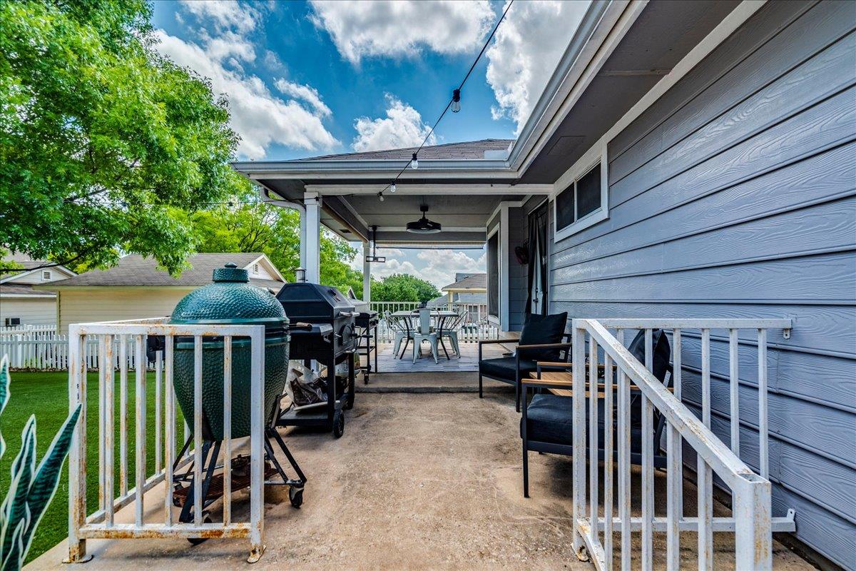 175 Wetzel, Kyle, TX 78640