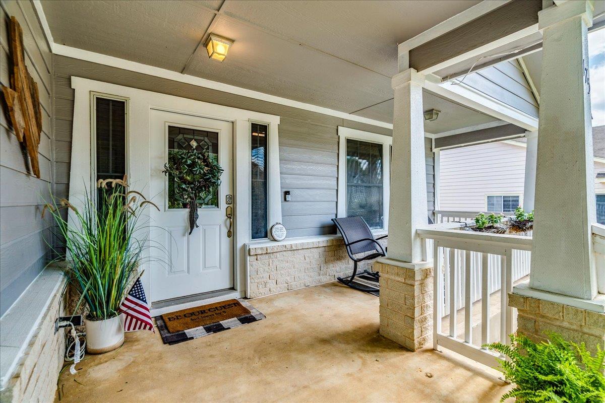 175 Wetzel, Kyle, TX 78640