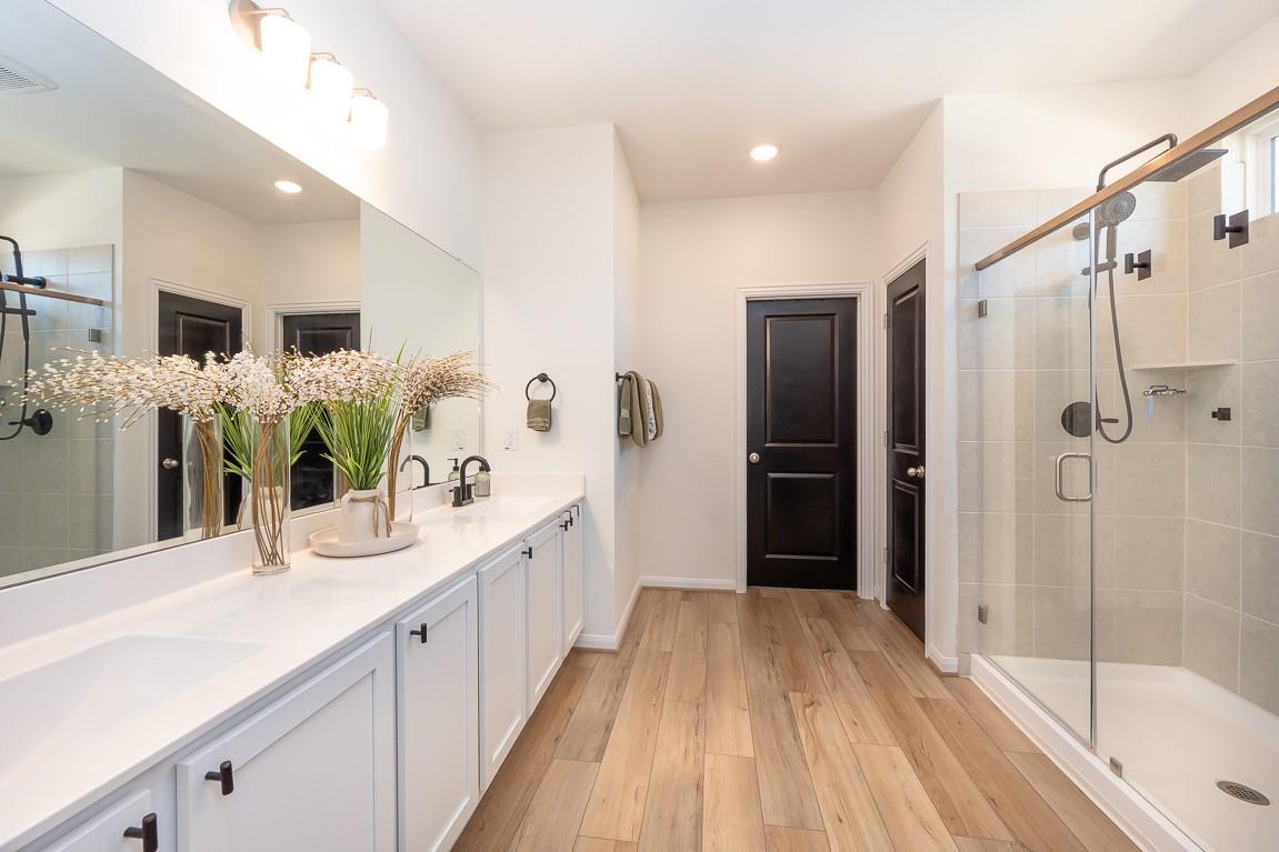 225 Villars Dr, Salado, TX 76571