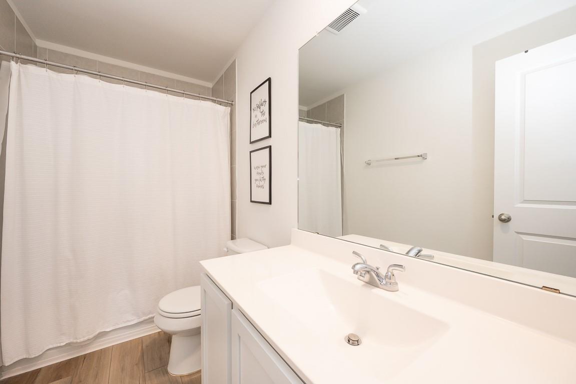 225 Villars Dr, Salado, TX 76571