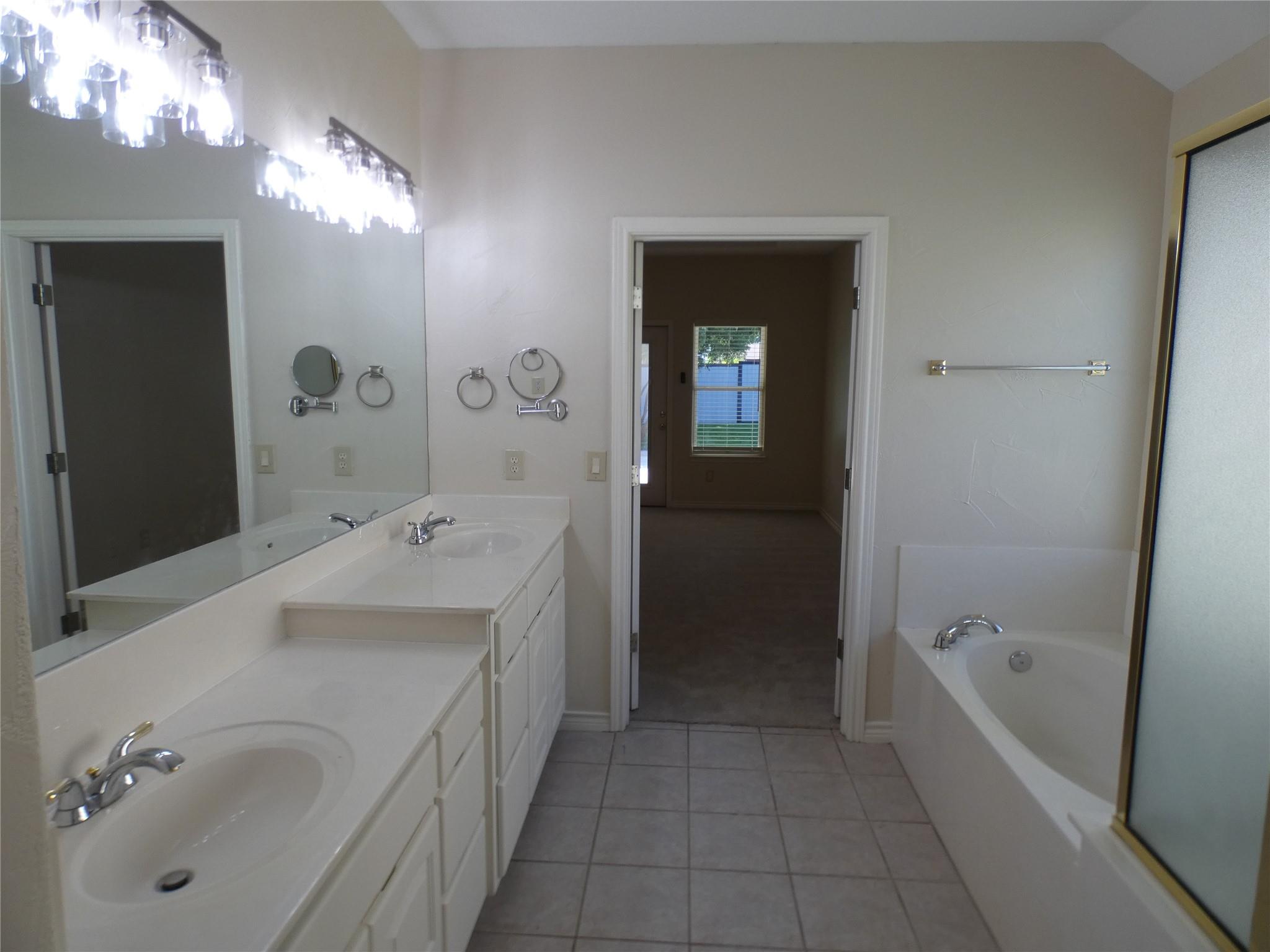 226 Muirfield St, Marble Falls, TX 78654