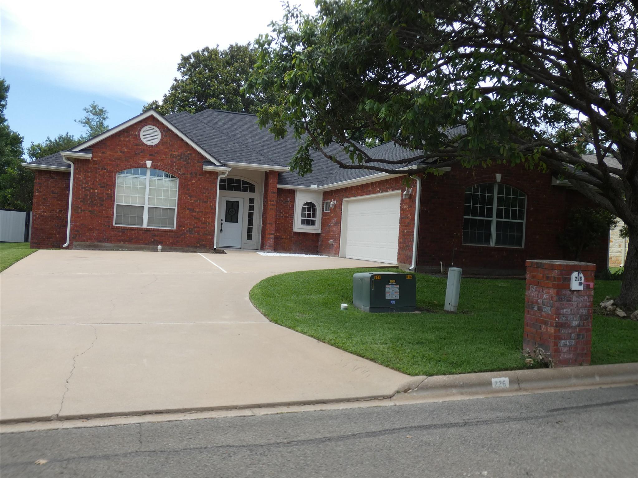 226 Muirfield St, Marble Falls, TX 78654