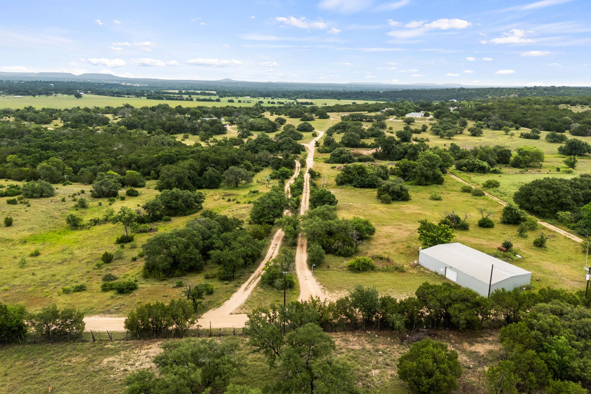 373 Winding River Rd, Kempner, TX 76549