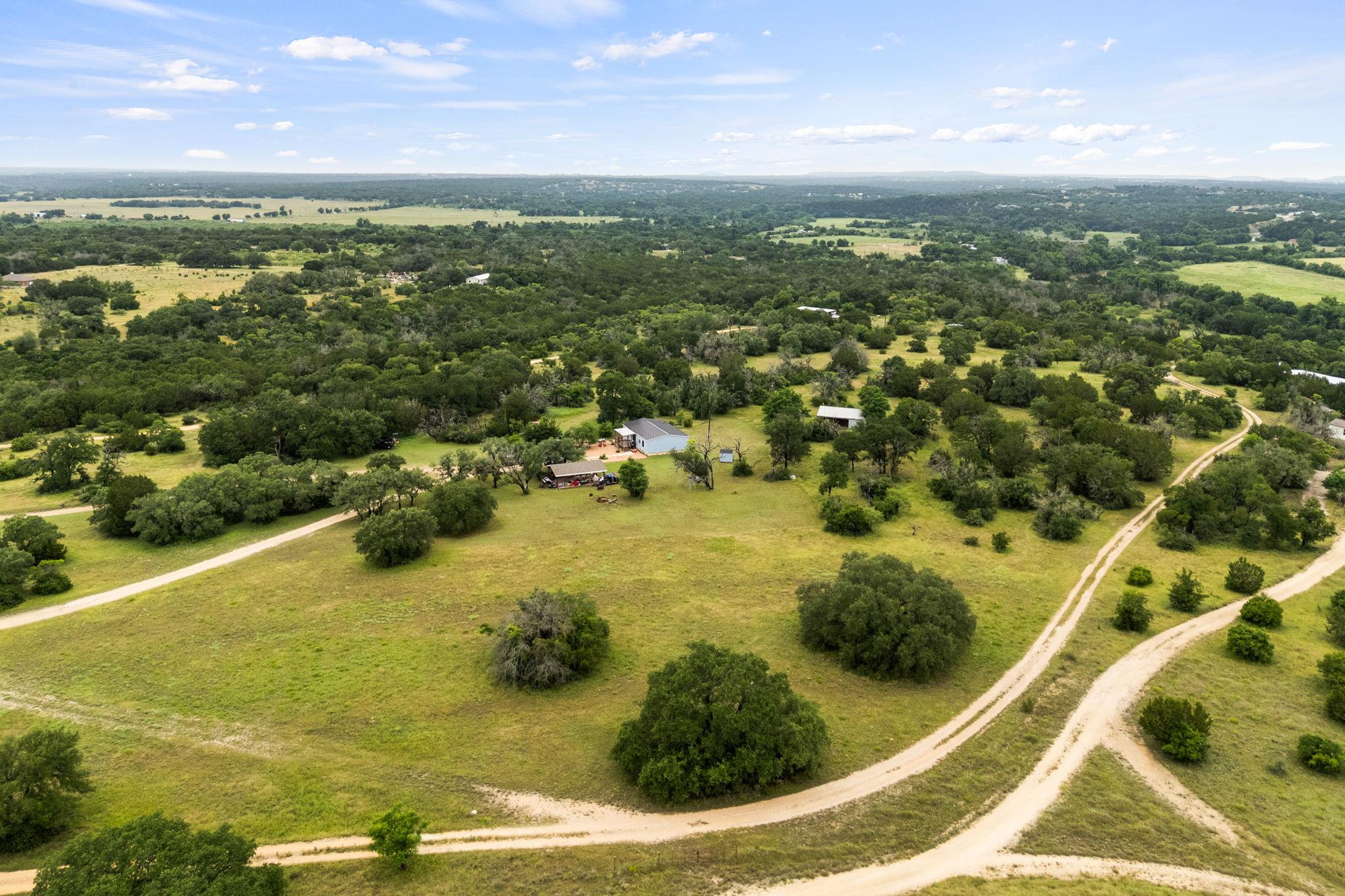 373 Winding River Rd, Kempner, TX 76549