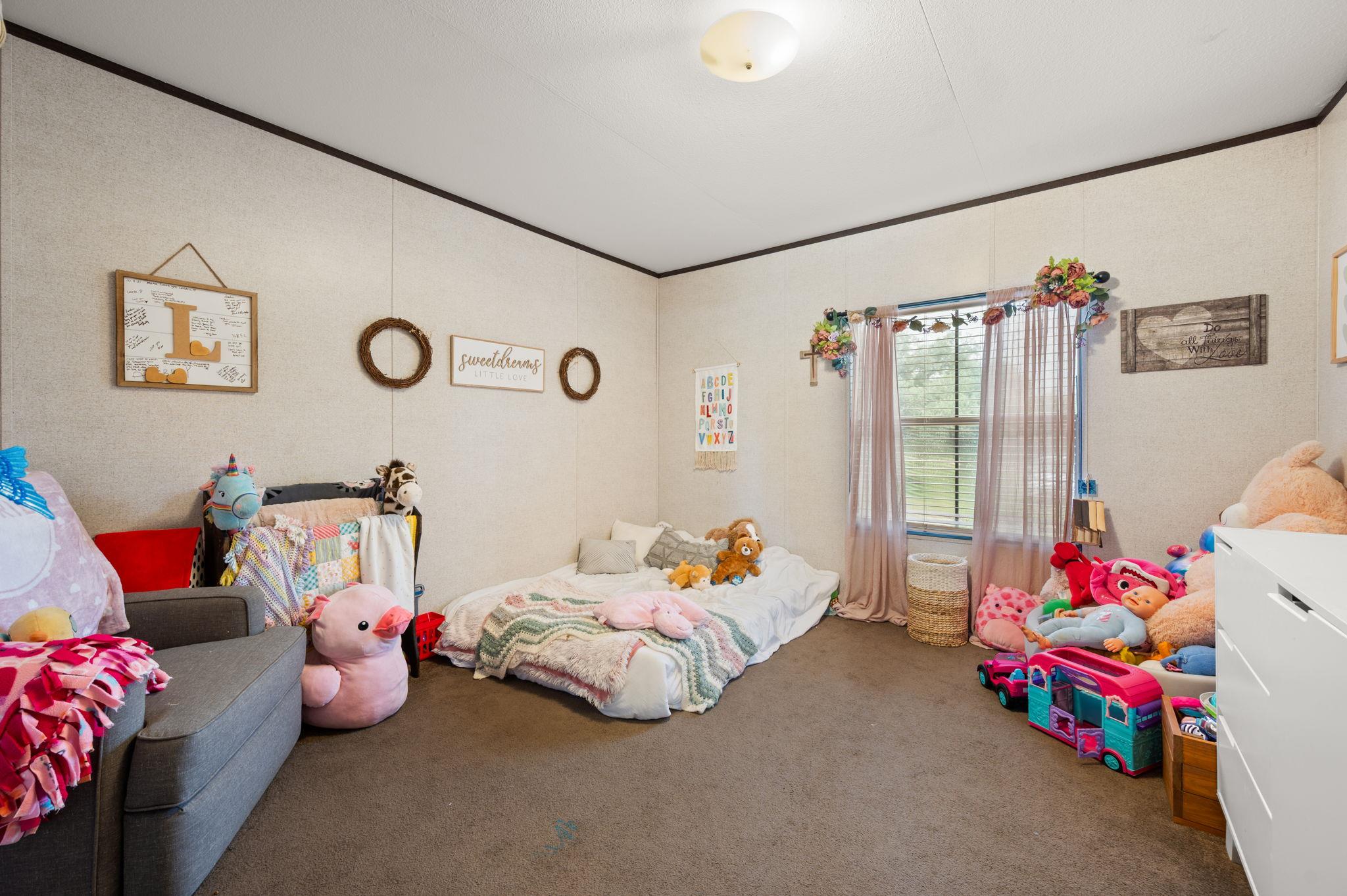 373 Winding River Rd, Kempner, TX 76549