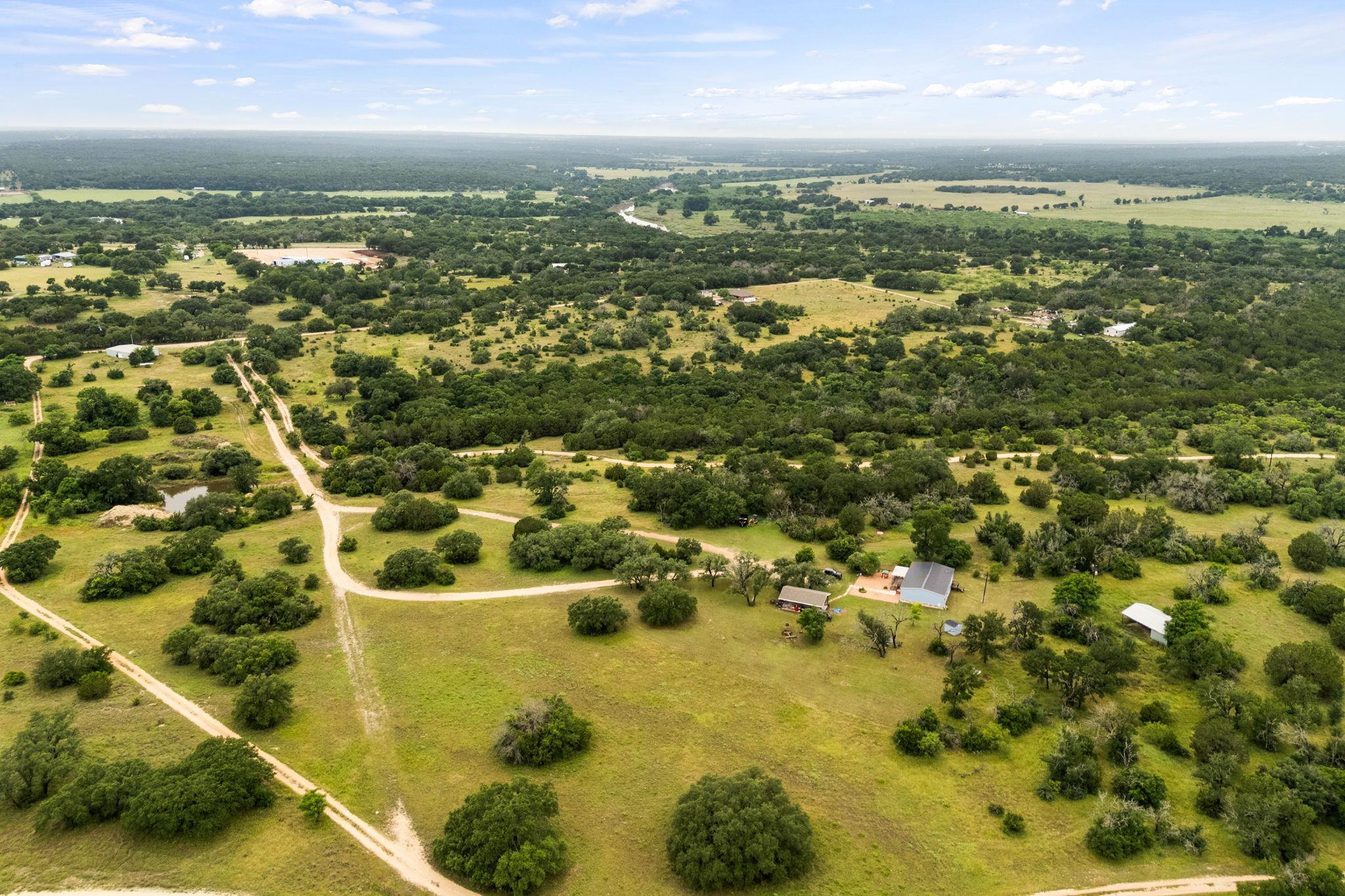 373 Winding River Rd, Kempner, TX 76549