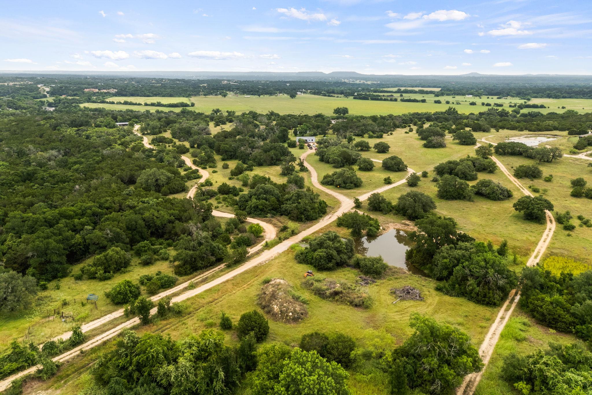 373 Winding River Rd, Kempner, TX 76549
