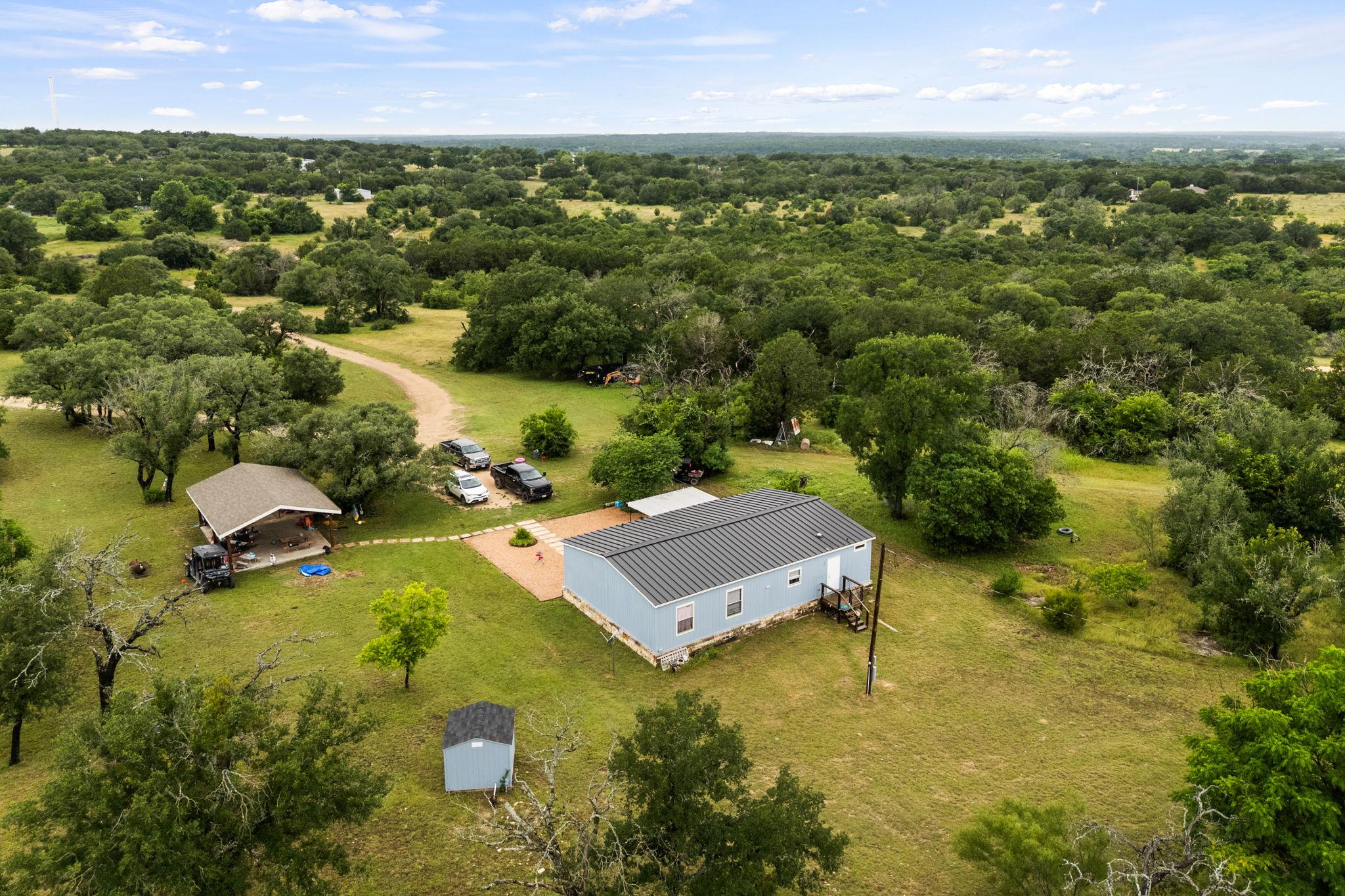 373 Winding River Rd, Kempner, TX 76549