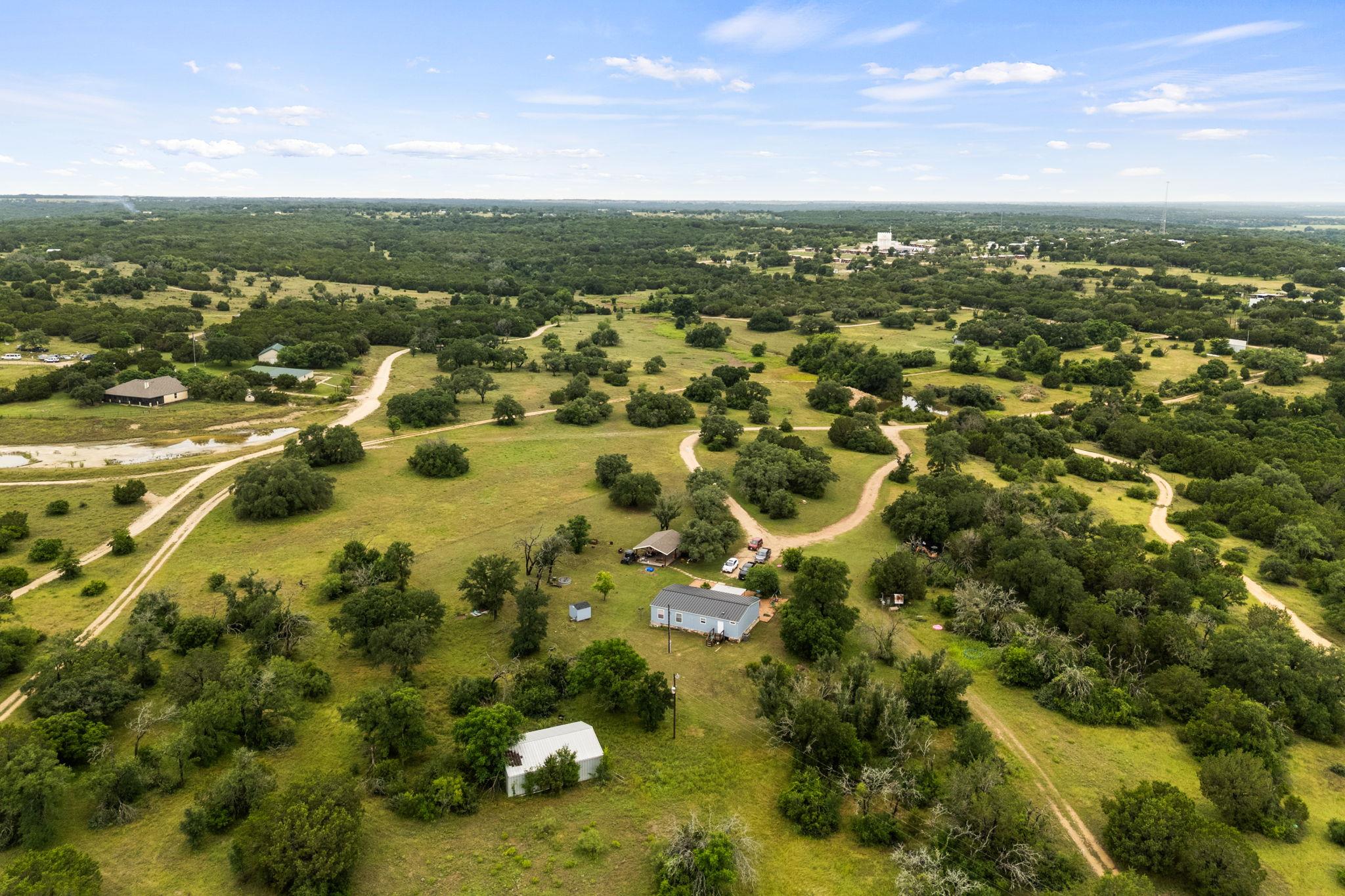 373 Winding River Rd, Kempner, TX 76549