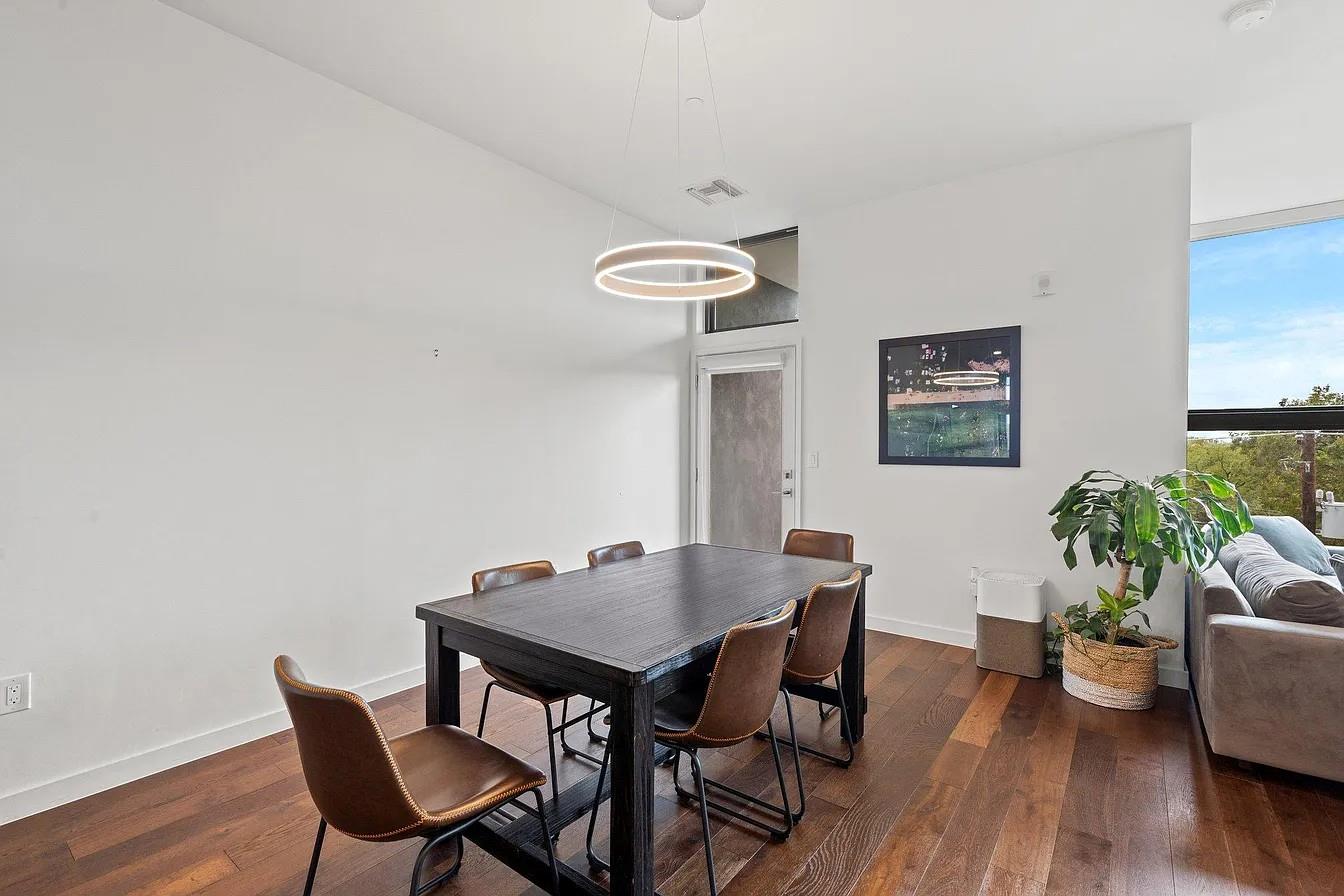 1322 E 12th St # 406, Austin, TX 78702