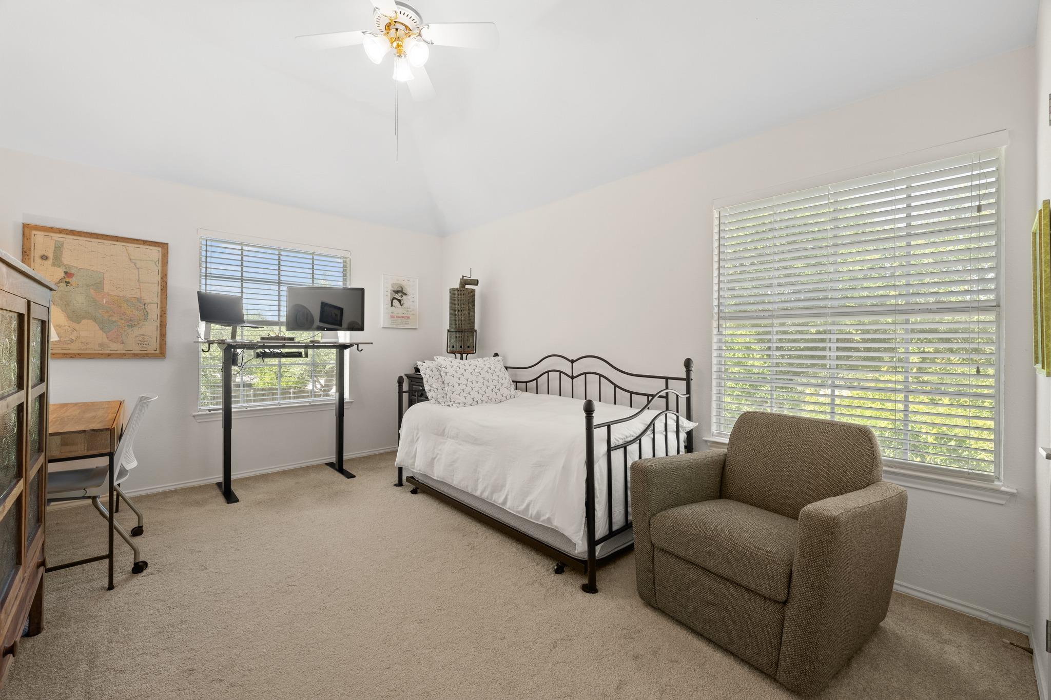 11902 Loomis Dr, Austin, TX 78738