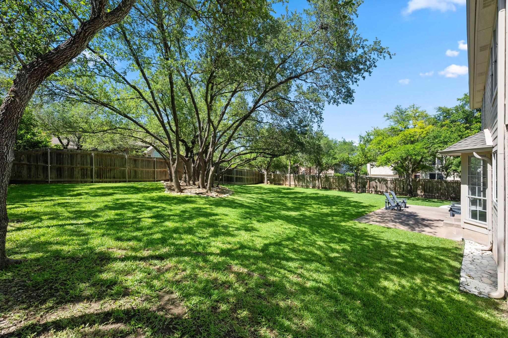 11902 Loomis Dr, Austin, TX 78738
