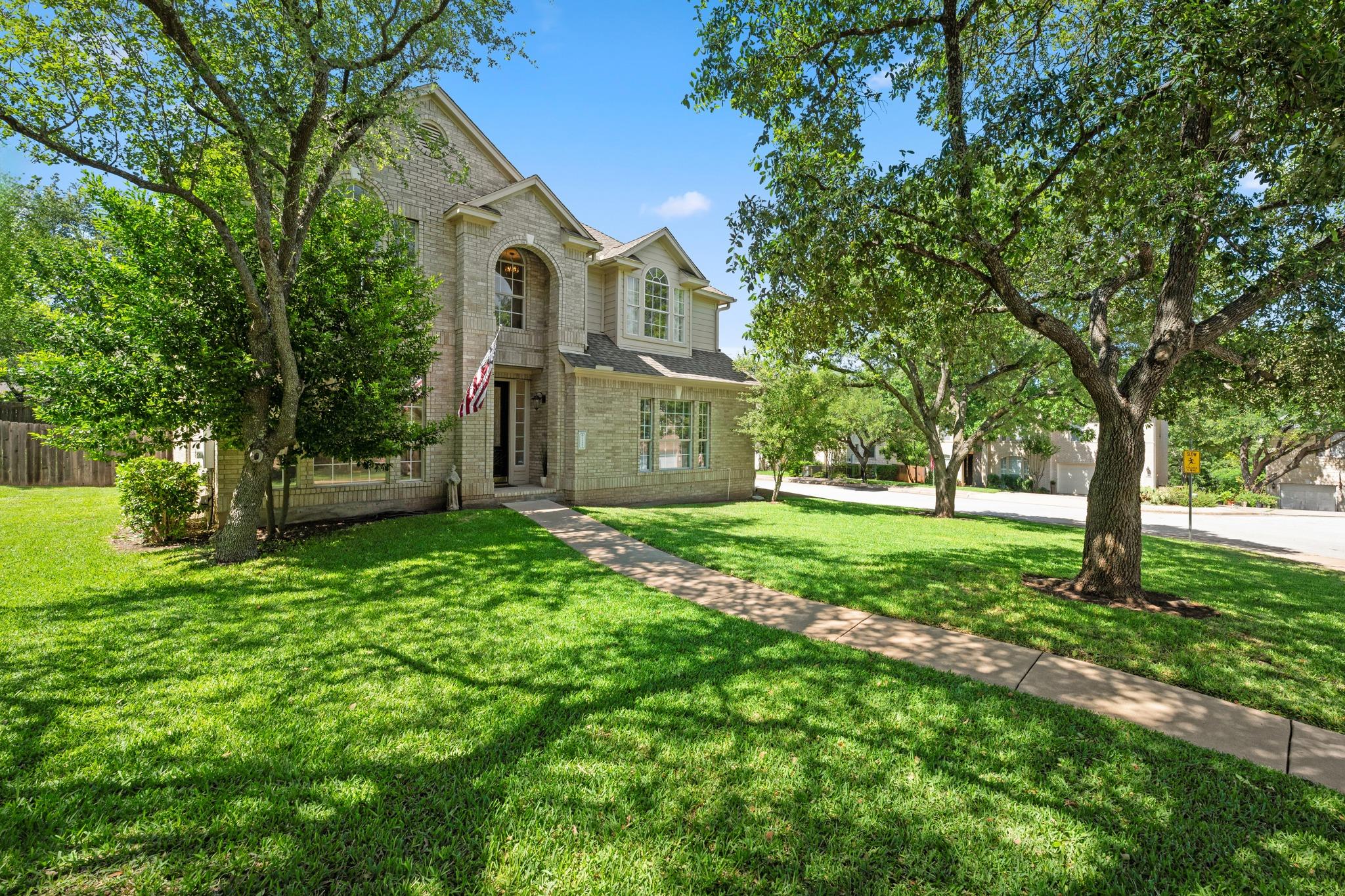 11902 Loomis Dr, Austin, TX 78738