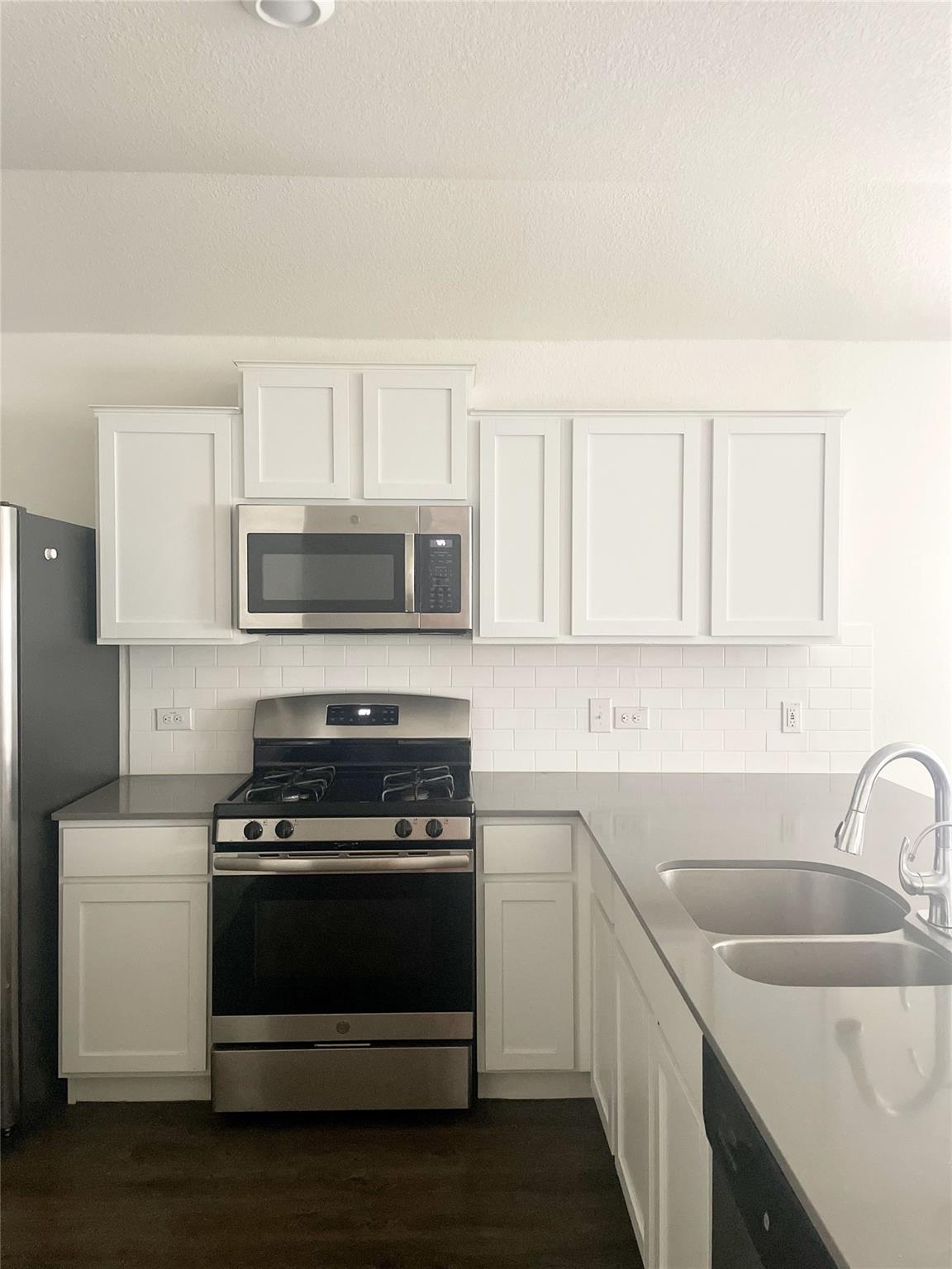 5716 Southerner Way, Austin, TX 78747