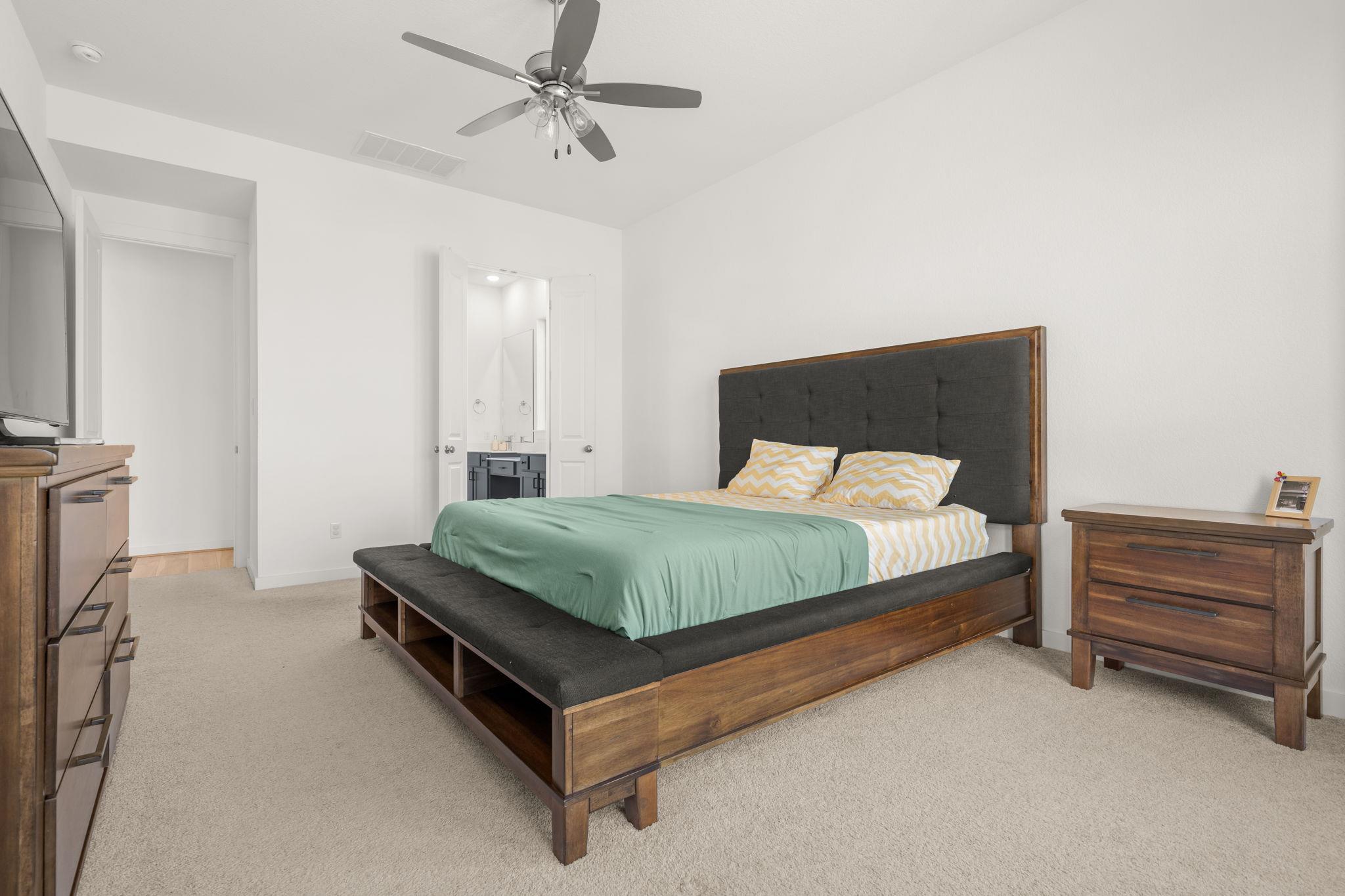 1921 Sir Nathaniel Ln, Leander, TX 78641