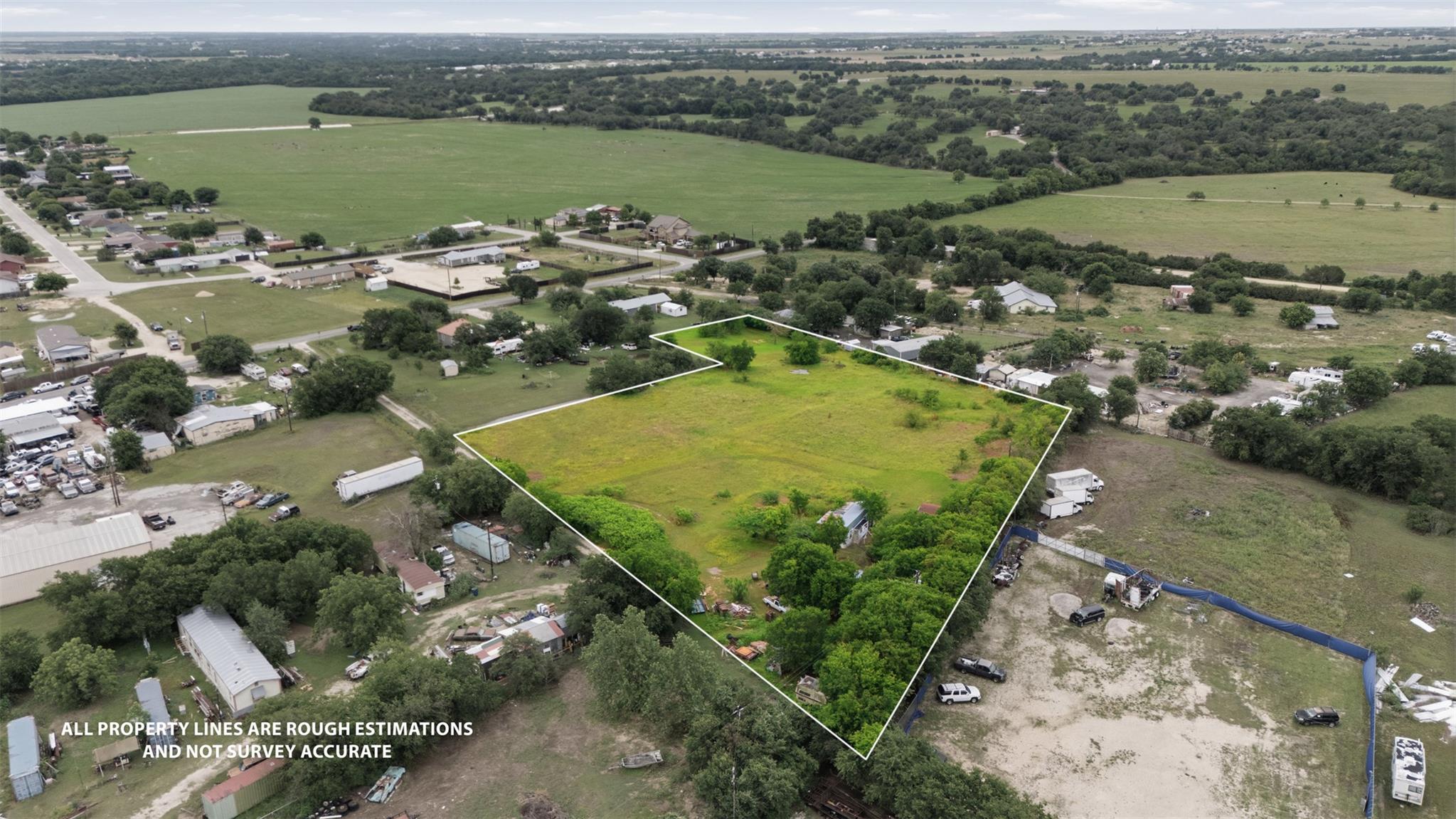 122 County Road 106, Georgetown, TX 78626