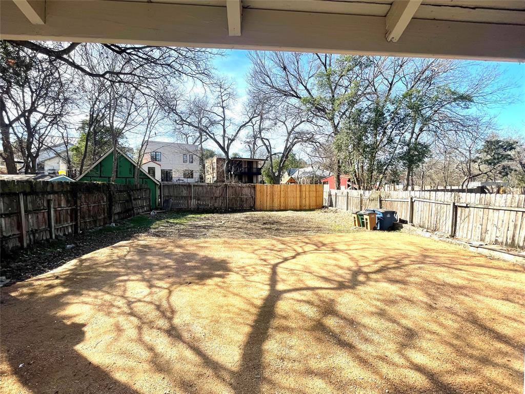 807 E Riverside Drive Dr # B, Austin, TX 78704