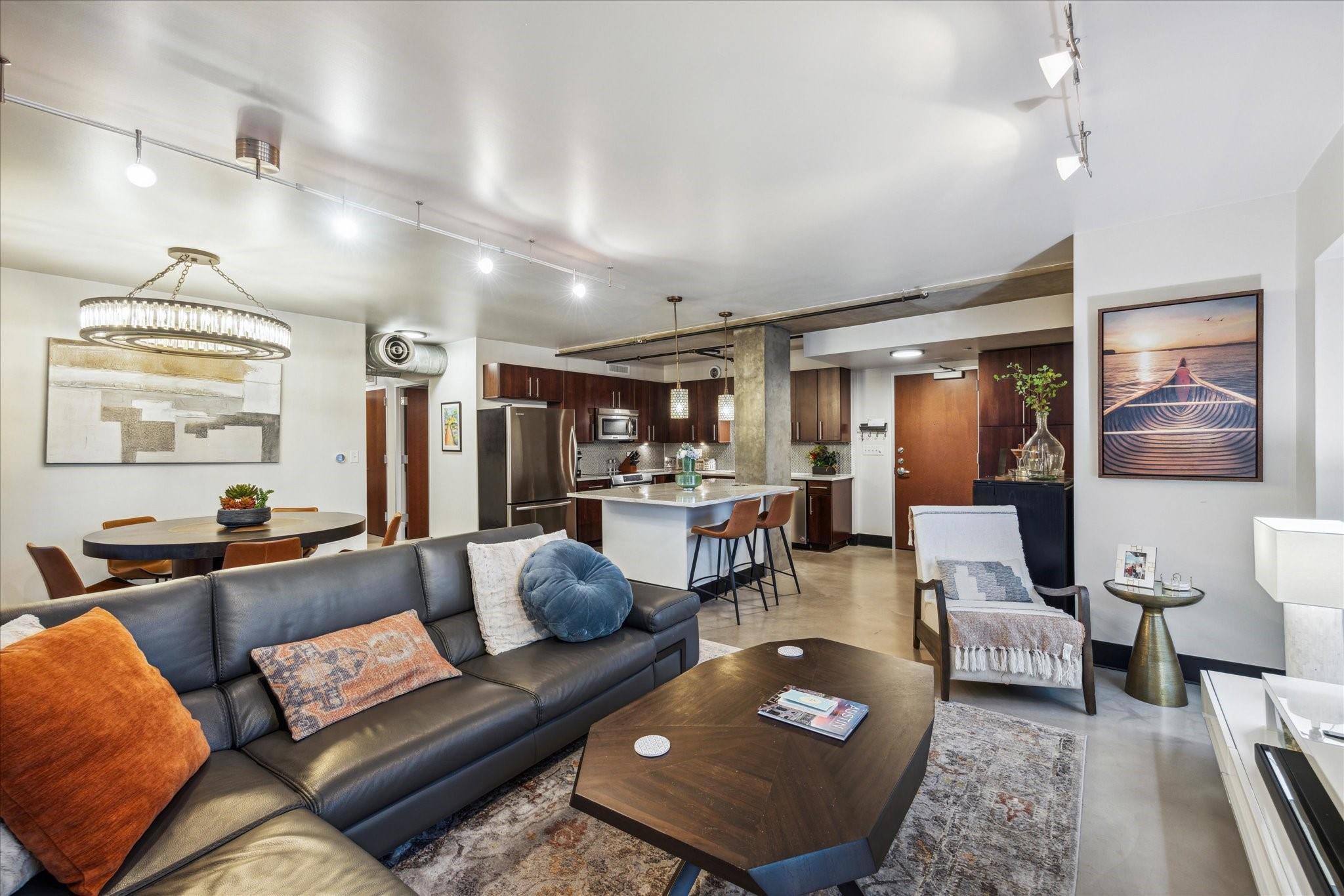 800 Brazos St # 1007, Austin, TX 78701