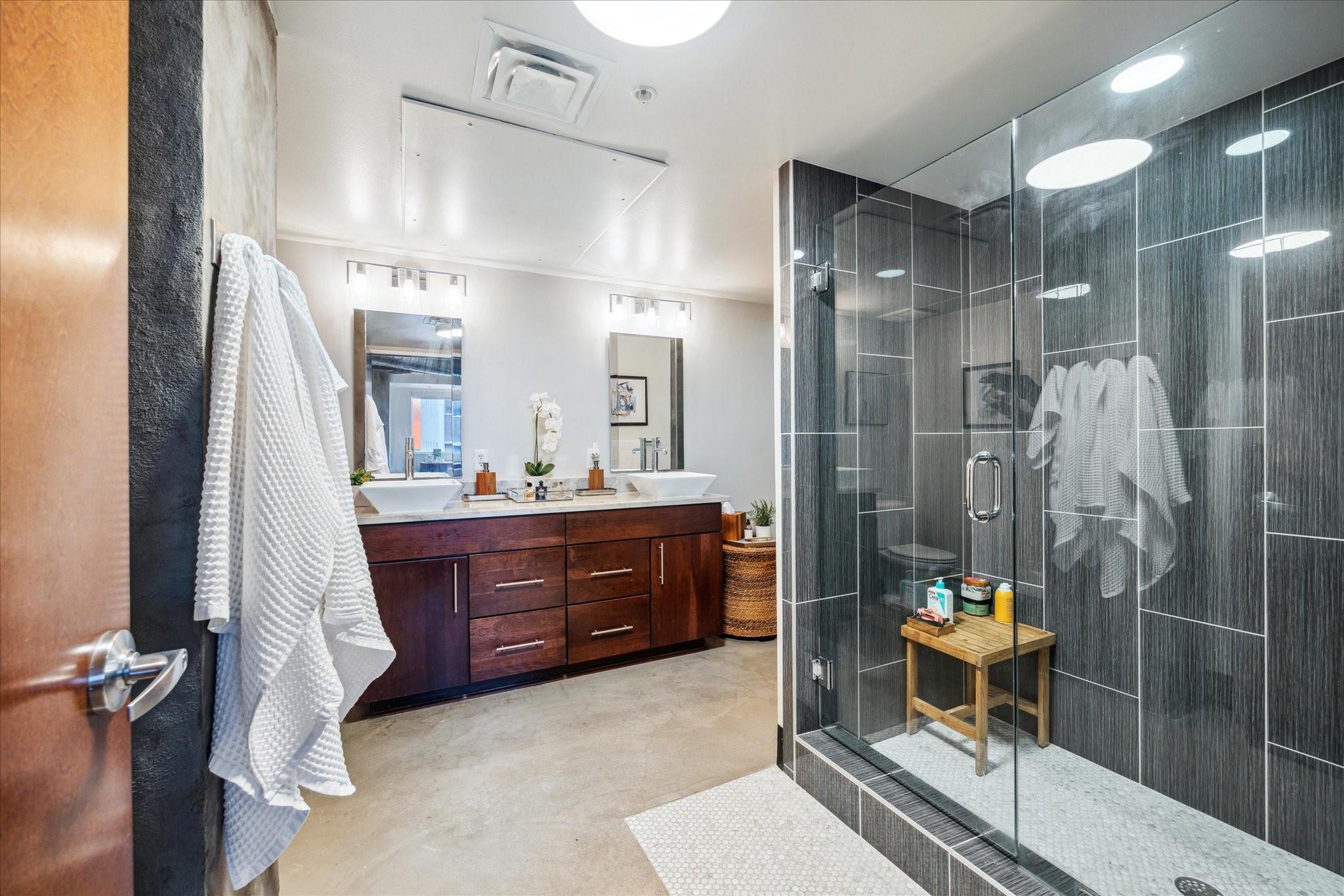 800 Brazos St # 1007, Austin, TX 78701