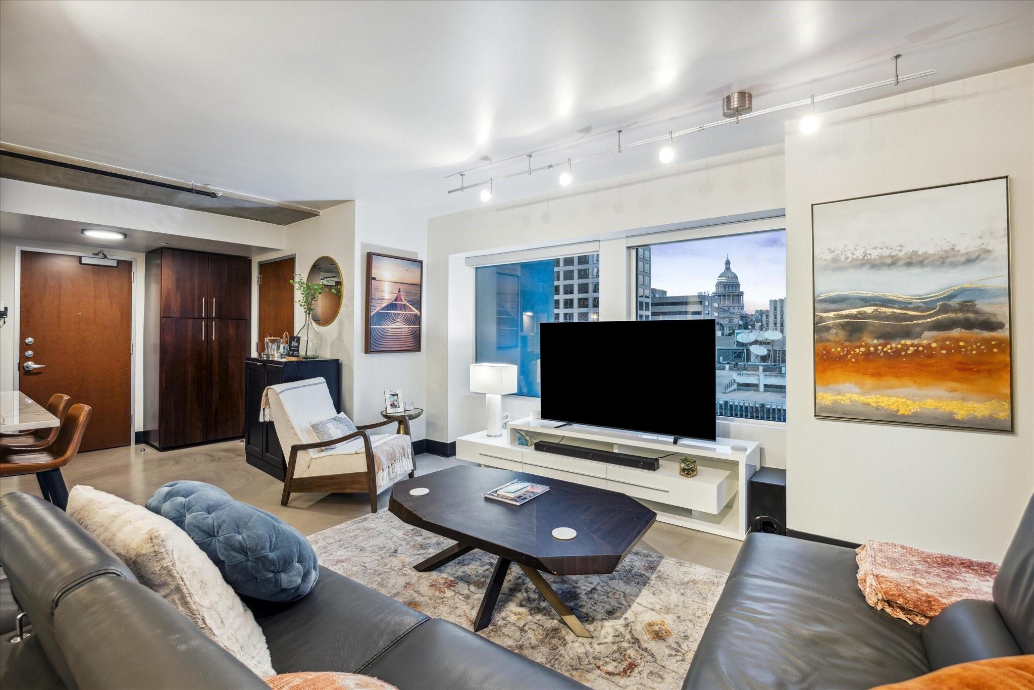 800 Brazos St # 1007, Austin, TX 78701