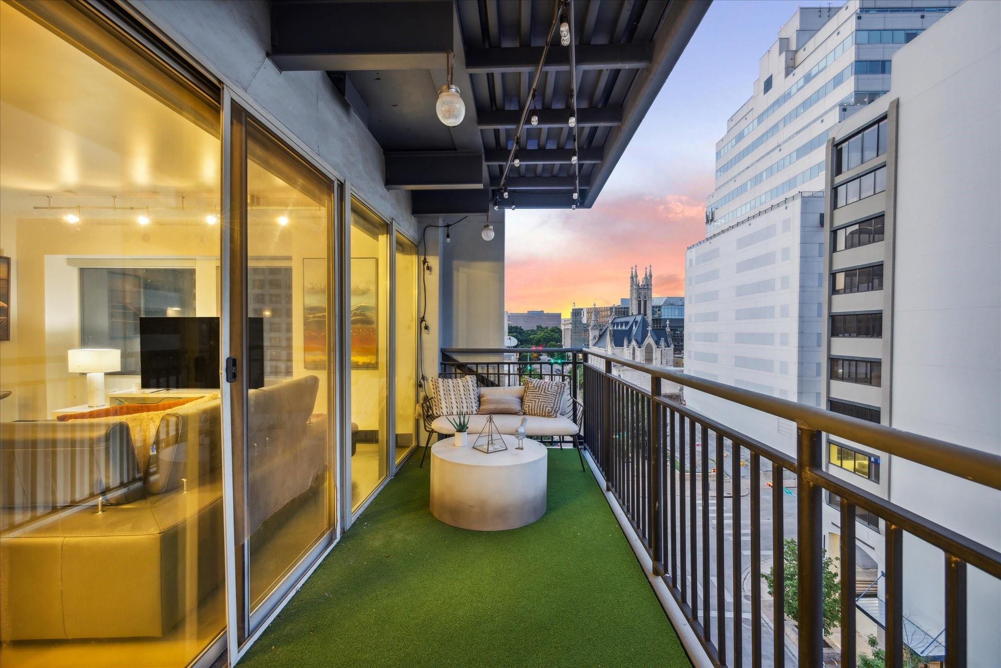 800 Brazos St # 1007, Austin, TX 78701