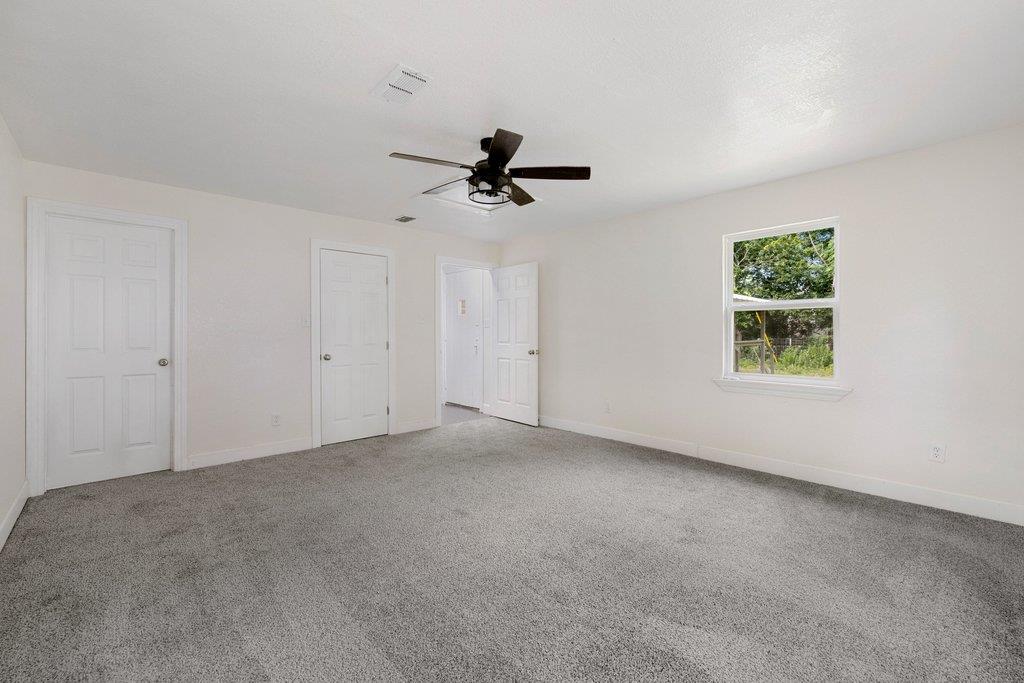 102 Patricks Aly, Liberty Hill, TX 78642