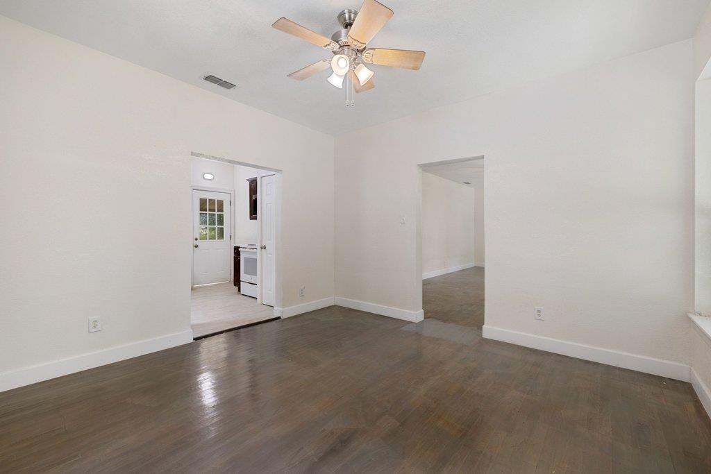 102 Patricks Aly, Liberty Hill, TX 78642