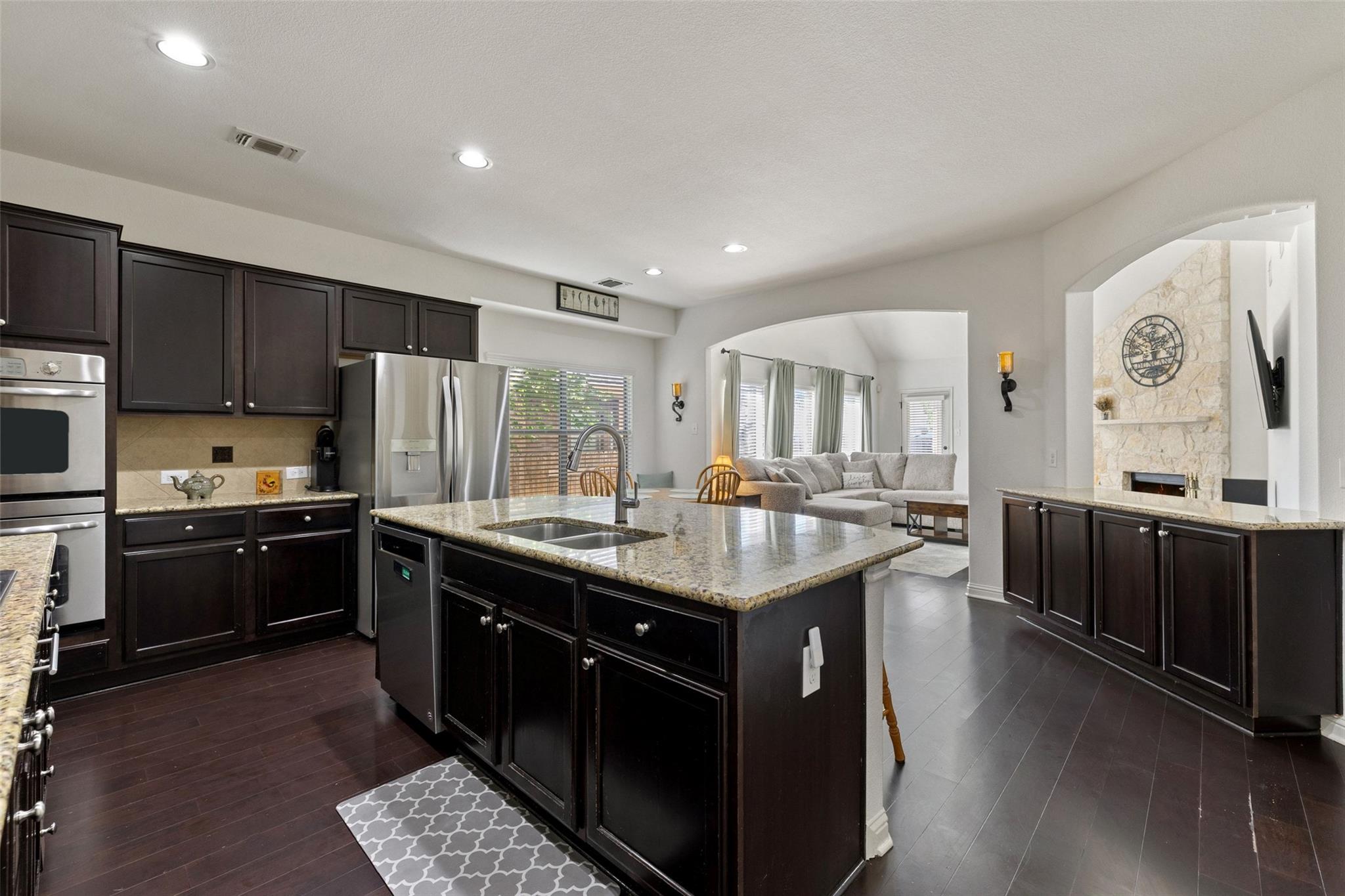 2474 Santa Barbara Loop, Round Rock, TX 78665