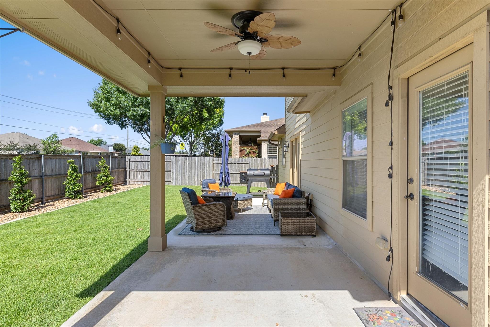 2474 Santa Barbara Loop, Round Rock, TX 78665
