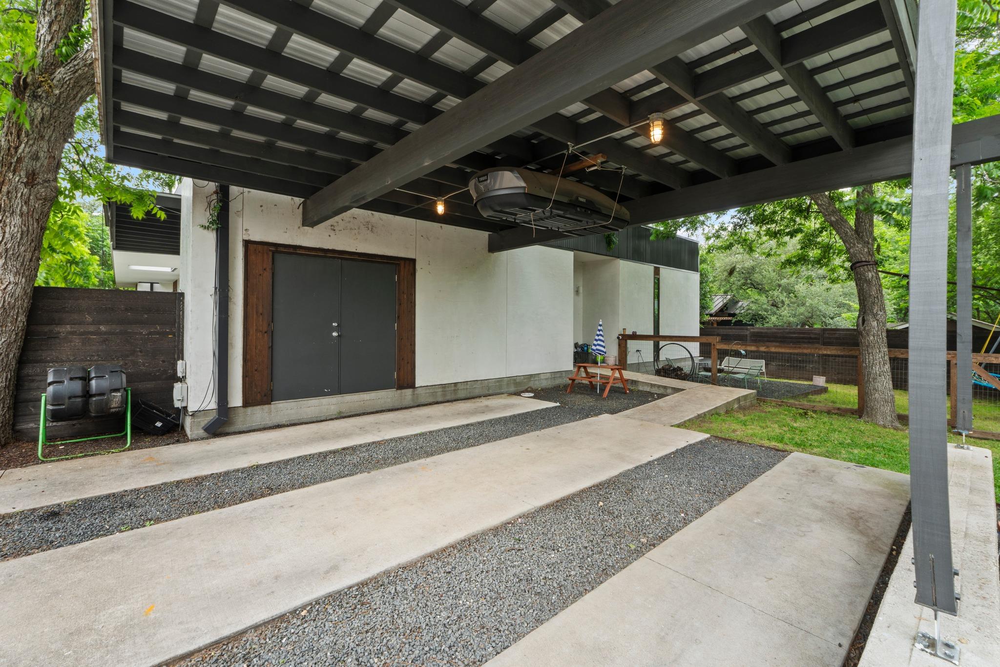 900 Karen Ave # A, Austin, TX 78757