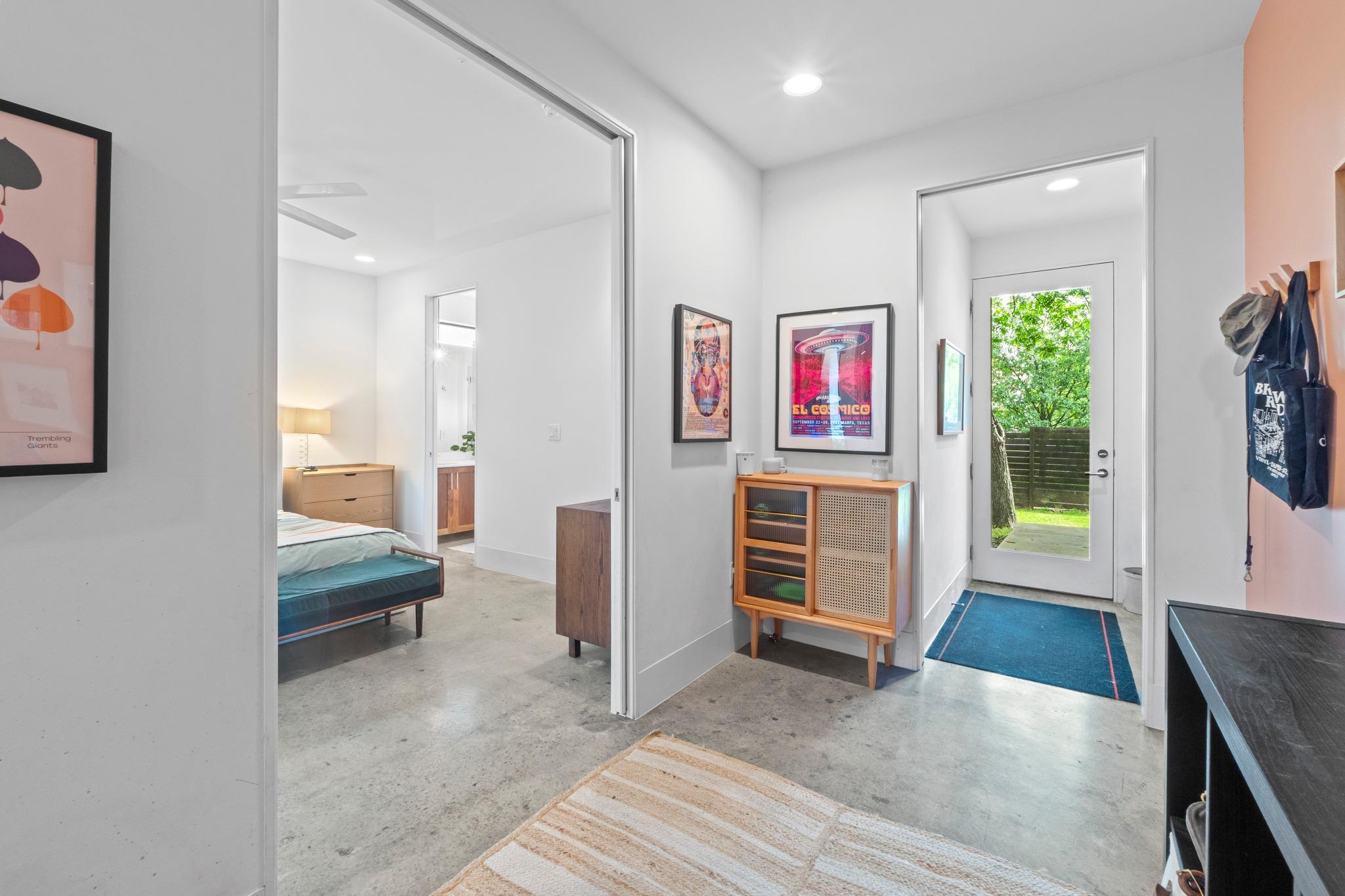 900 Karen Ave # A, Austin, TX 78757