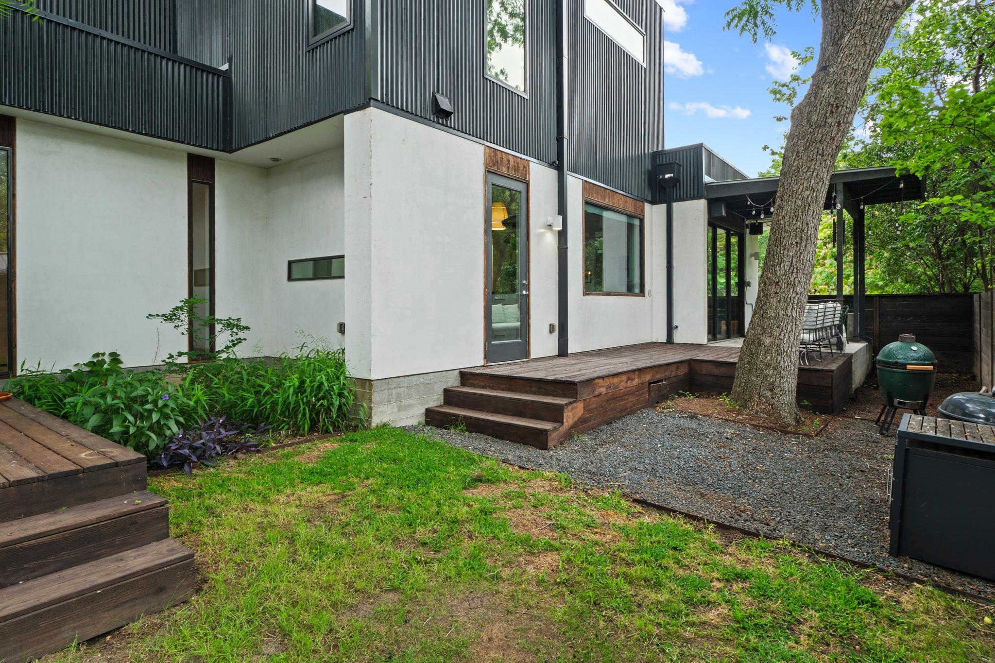 900 Karen Ave # A, Austin, TX 78757