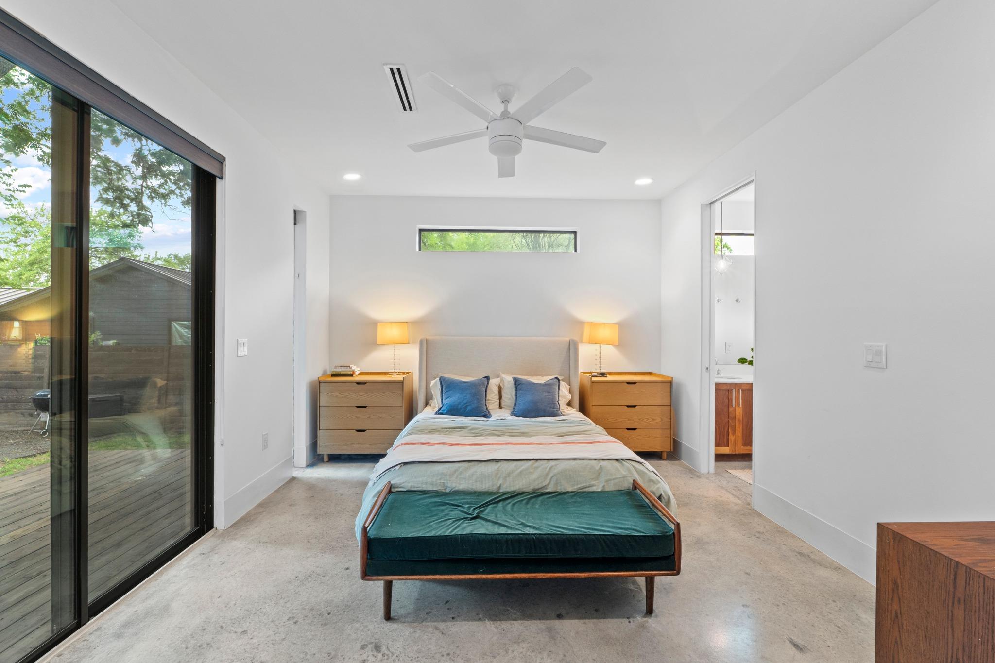 900 Karen Ave # A, Austin, TX 78757
