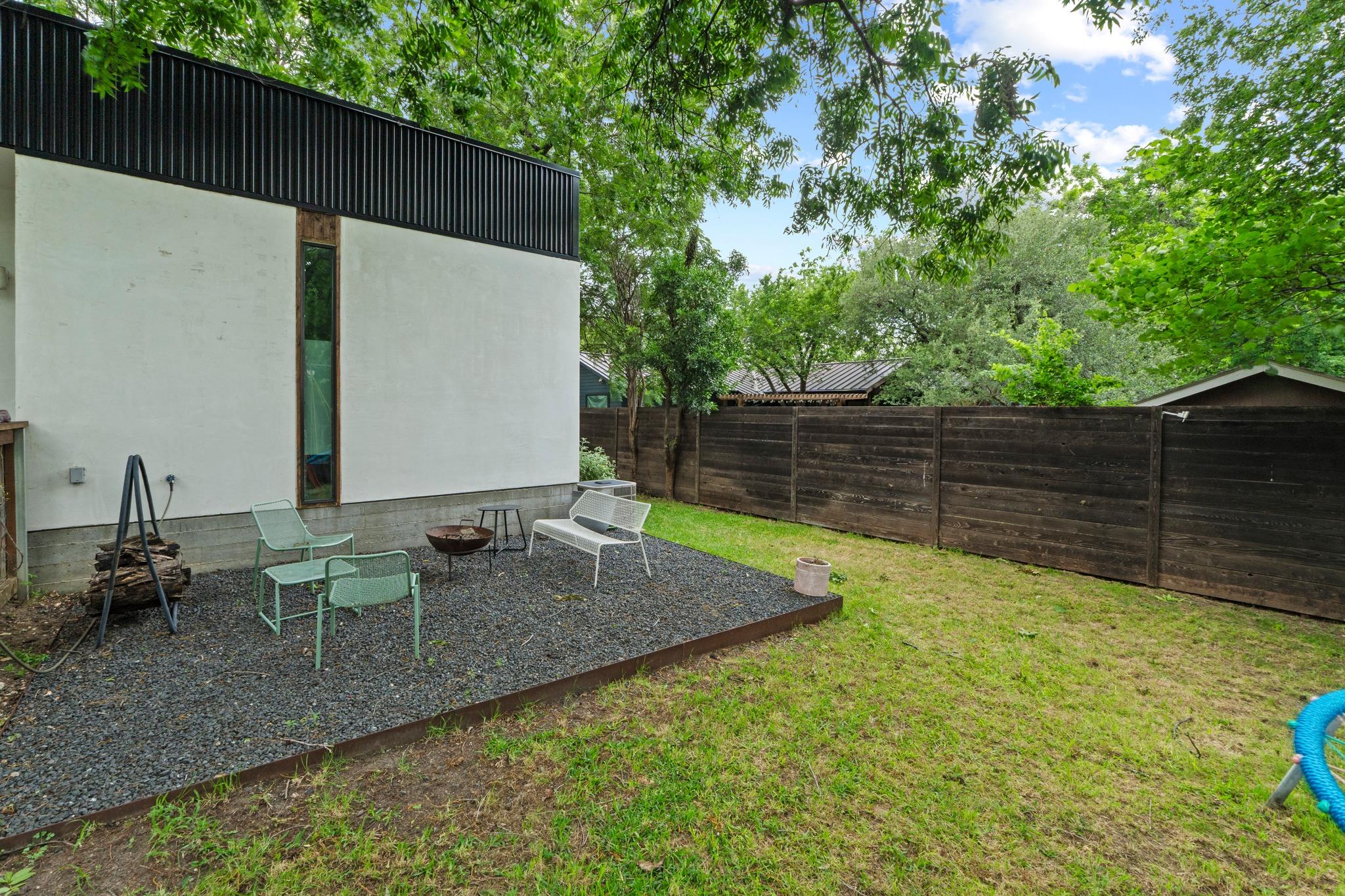 900 Karen Ave # A, Austin, TX 78757
