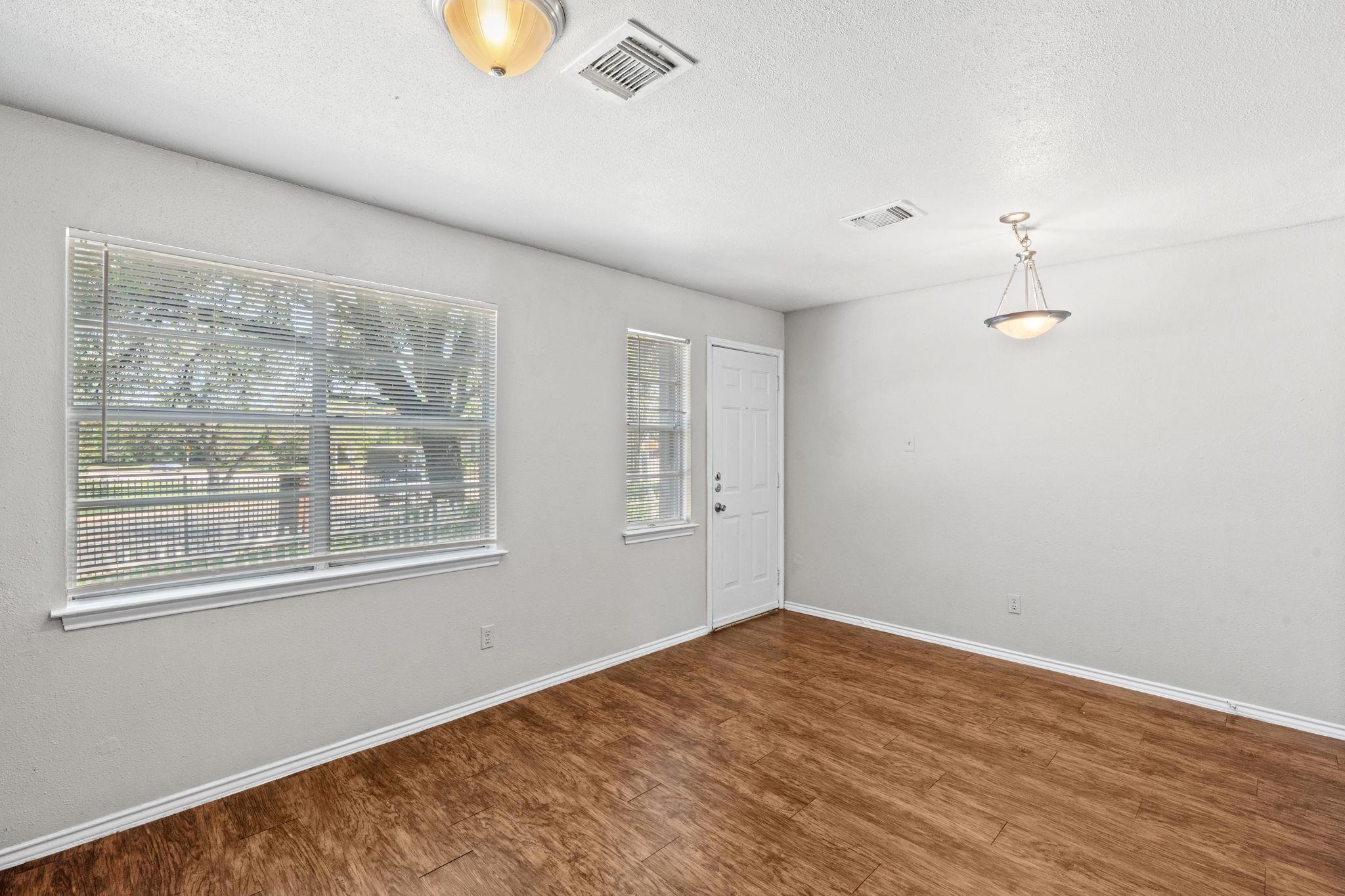 1841 River Crossing Cir # B, Austin, TX 78741