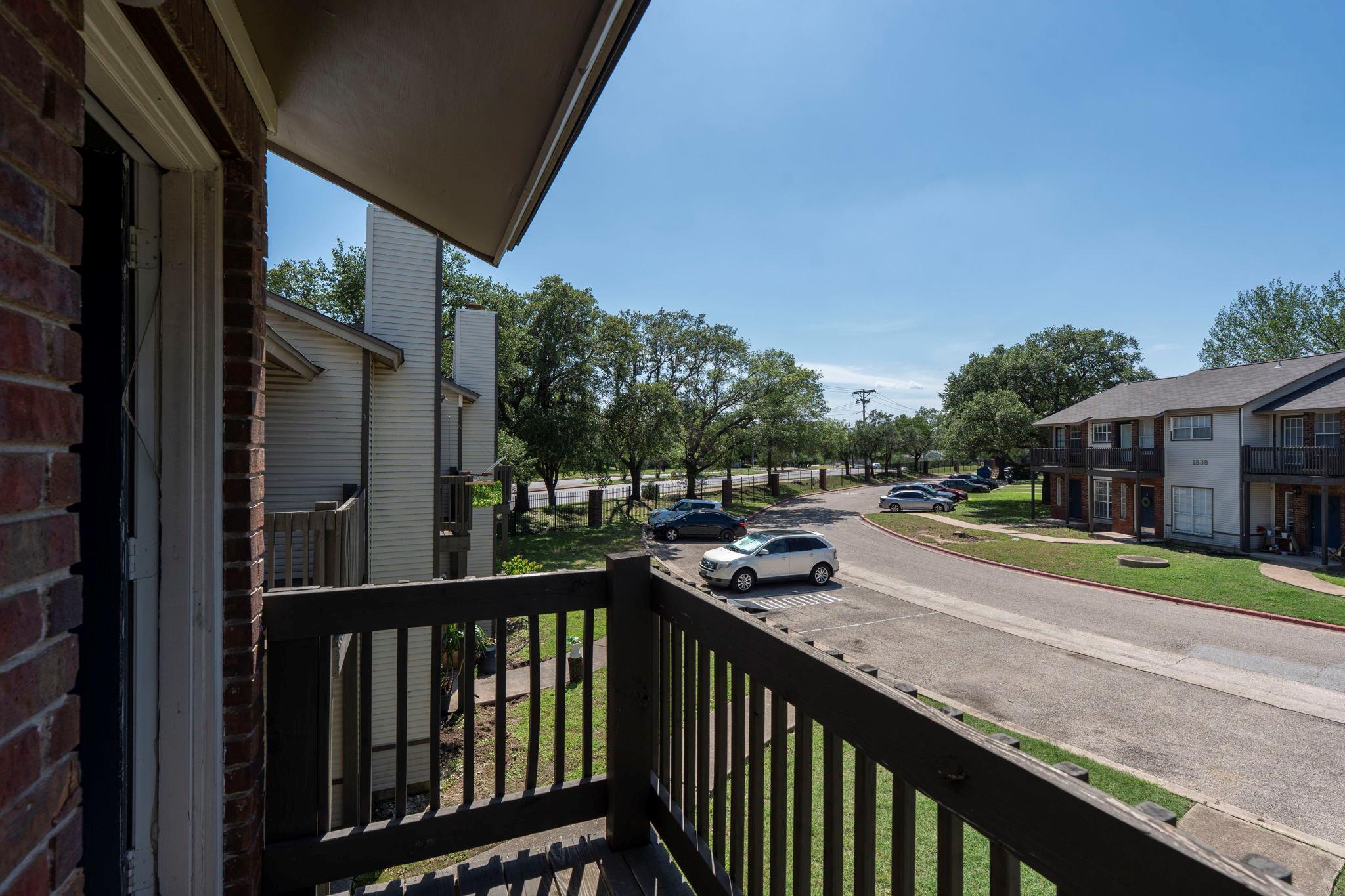 1841 River Crossing Cir # B, Austin, TX 78741