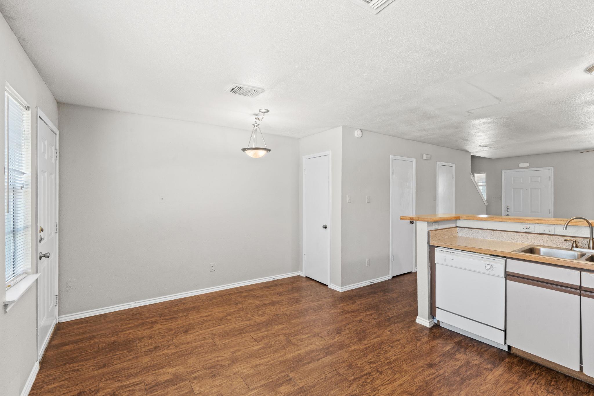 1841 River Crossing Cir # B, Austin, TX 78741